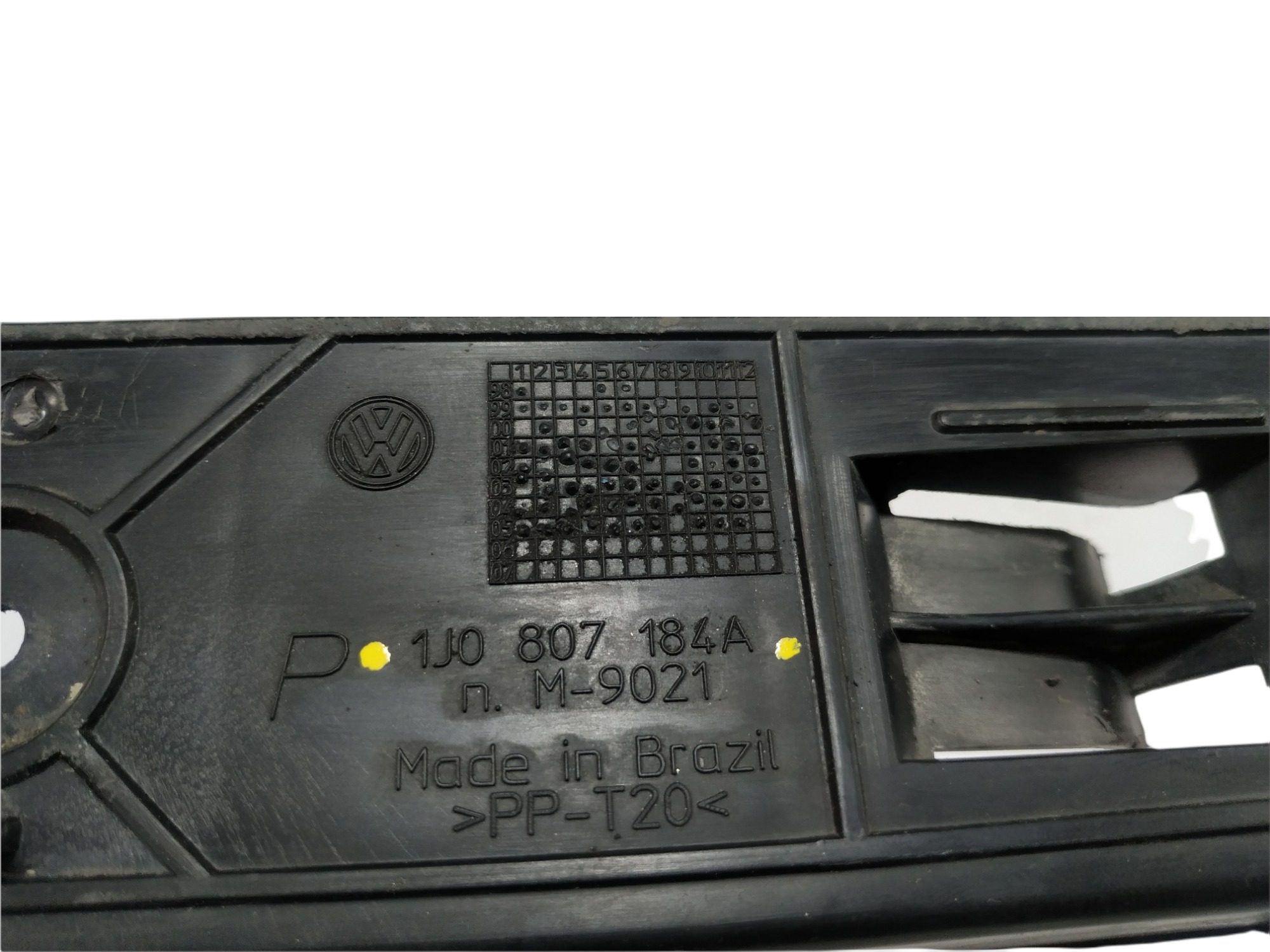 Guia Parachoque Dianteiro Direito Vw Golf 2002 V373 5