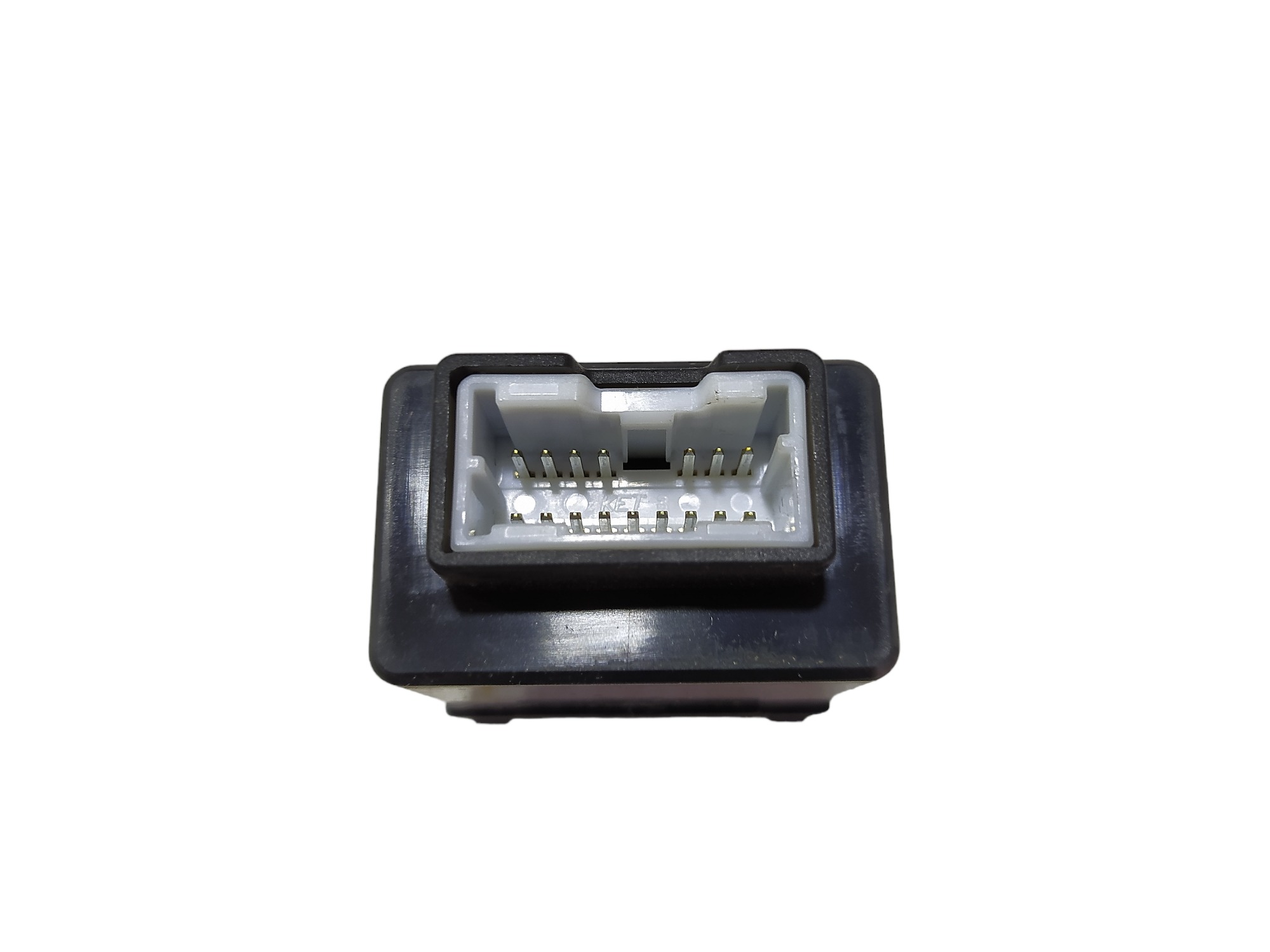 Entrada Usb iPod Kia Opirus 2008 V581 5