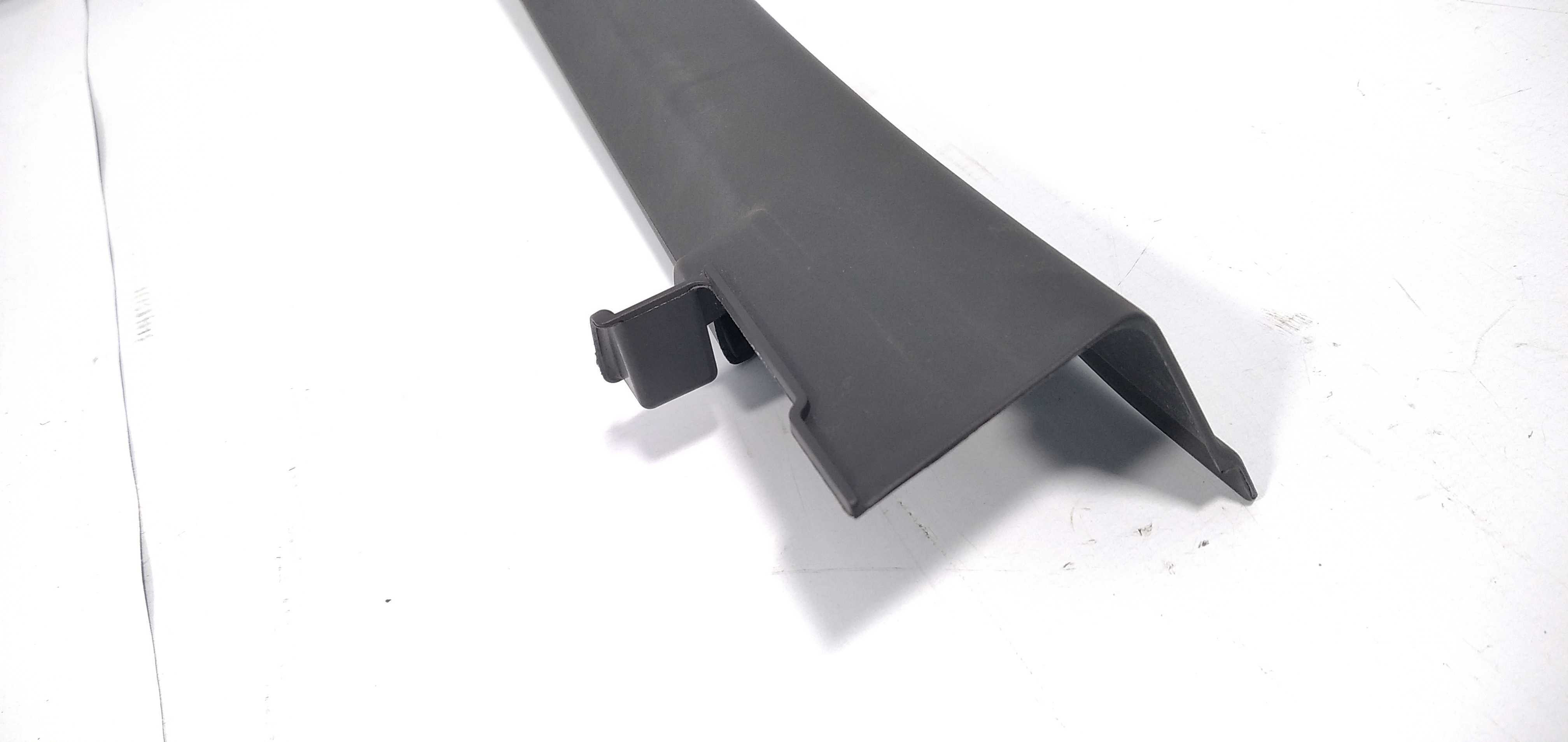 Moldura Cajado Porta Dianteira Direita Audi A3 Sportback 019 1