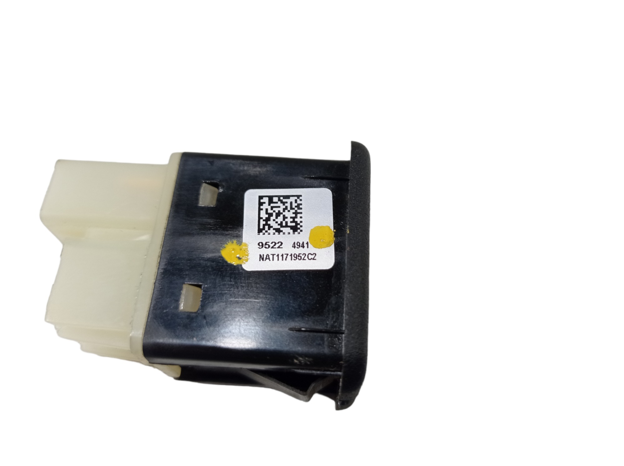 Tomata Usb Auxiliar Gm Prisma 2018 95224941 V486 2