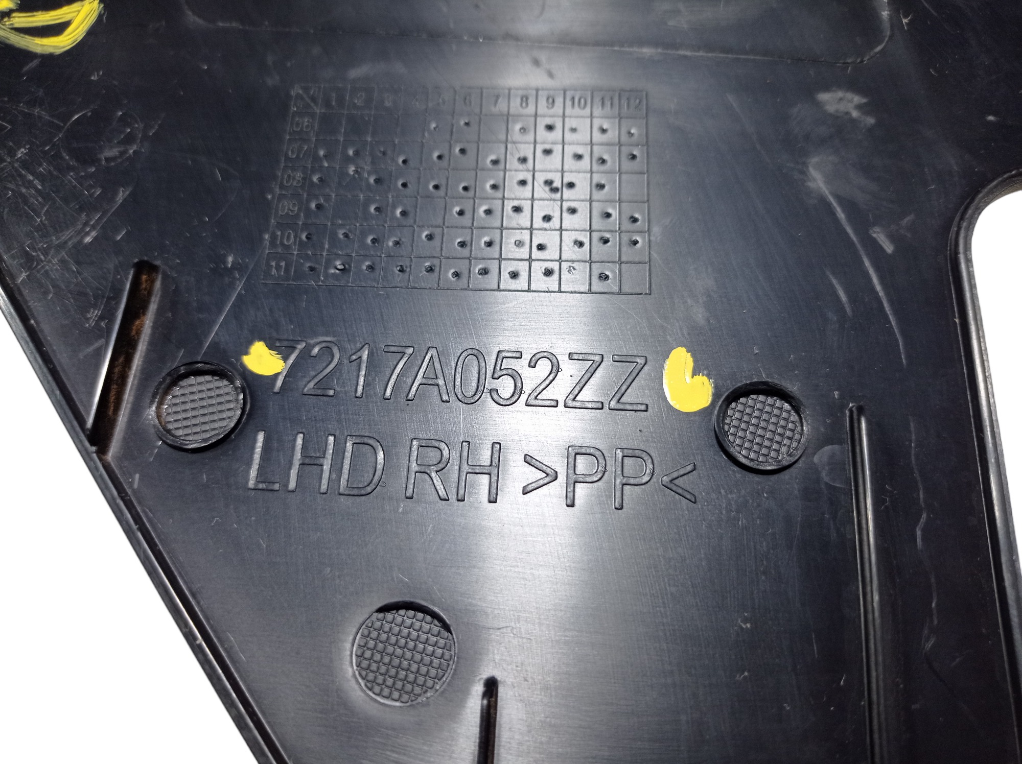 Acabamento Pé Coluna Dianteira Direita Pajero Full 12 V575 7