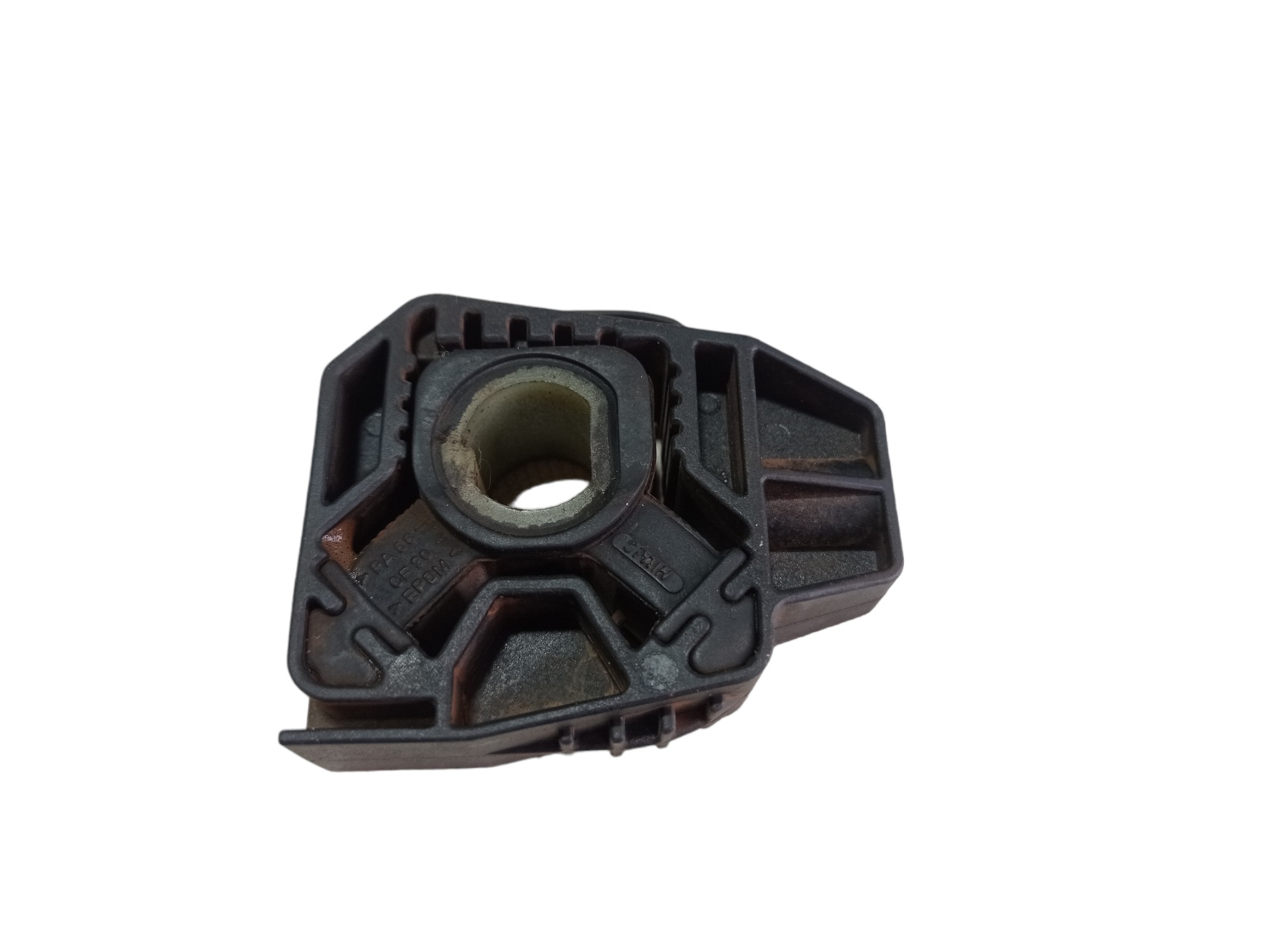 Suporte Direito Radiador Vw Golf Sportline 2008 V584 4