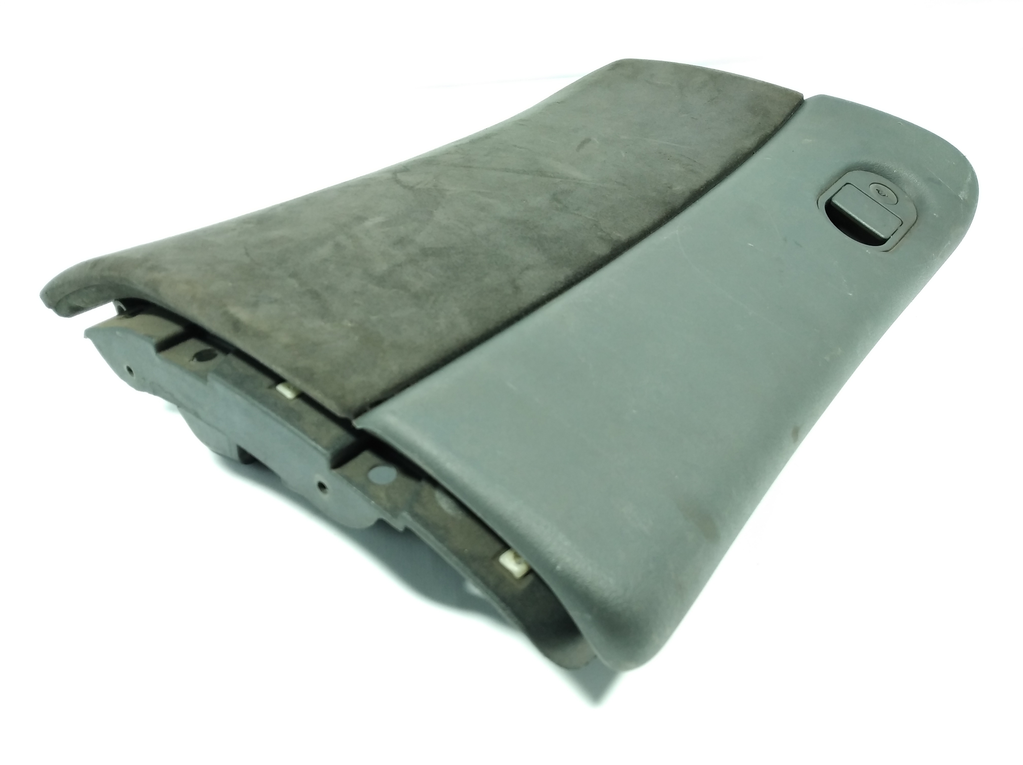 Porta Luva Gm Omega Cd 2001 V204 2
