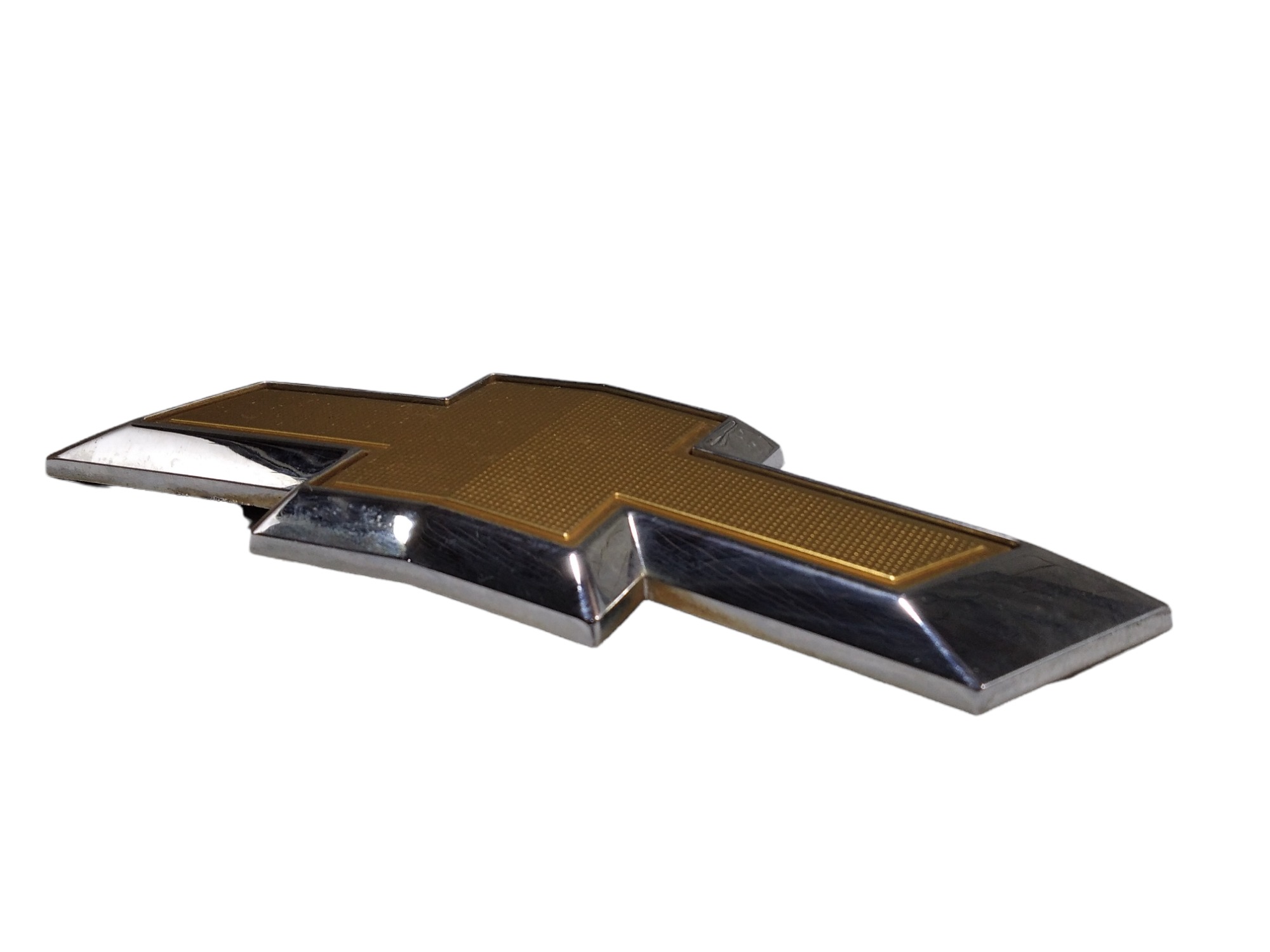 Emblema Tampa Traseira Gm Prisma Lt 2019 V338 Dourado / Prata 8