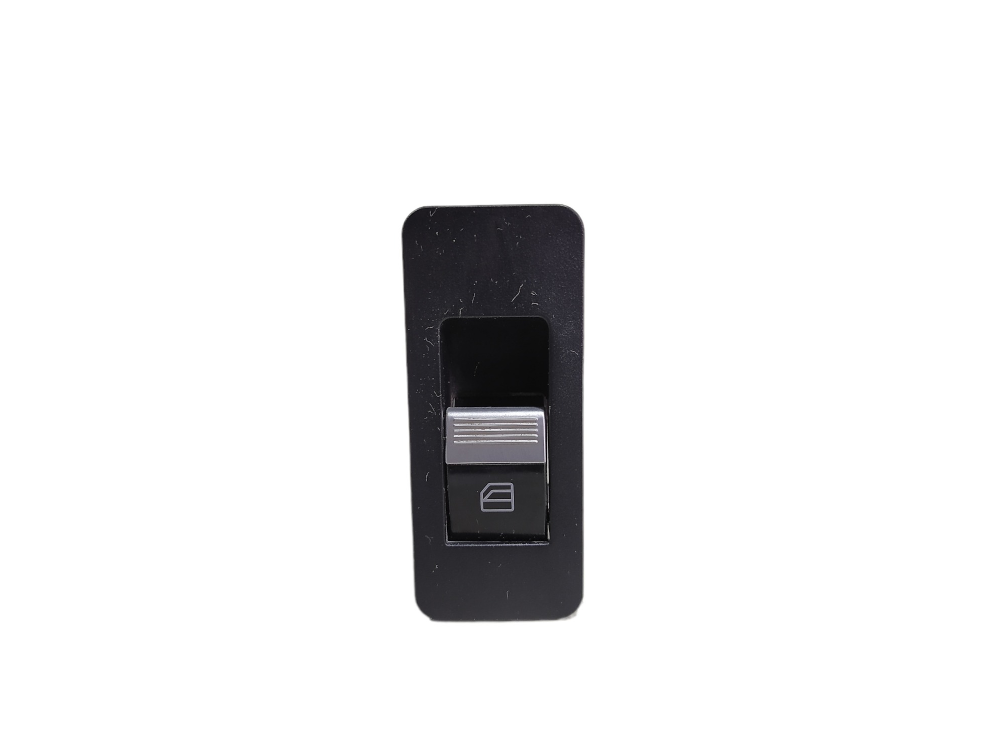 Botao Vidro Traseiro Direito Lifan X60 2015 B3746220a2 V466 9