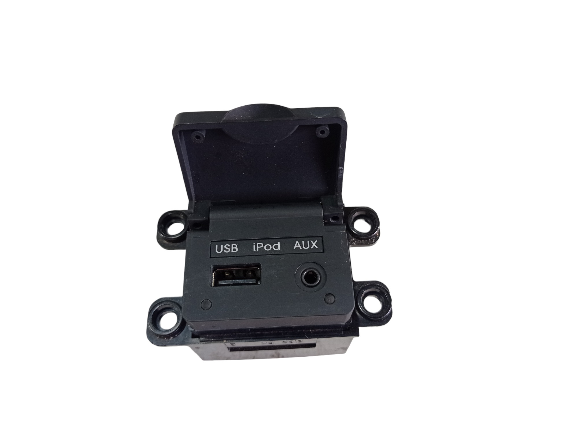 Entrada Auxiliar Console Kia Mohave 2015 V555 62015734 3