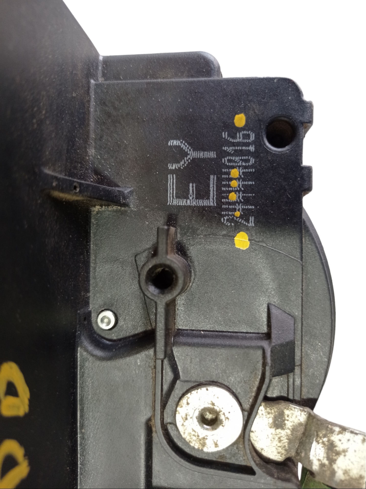 Fechadura Porta Dianteira Direita Gm Zafira 2005 V472 8