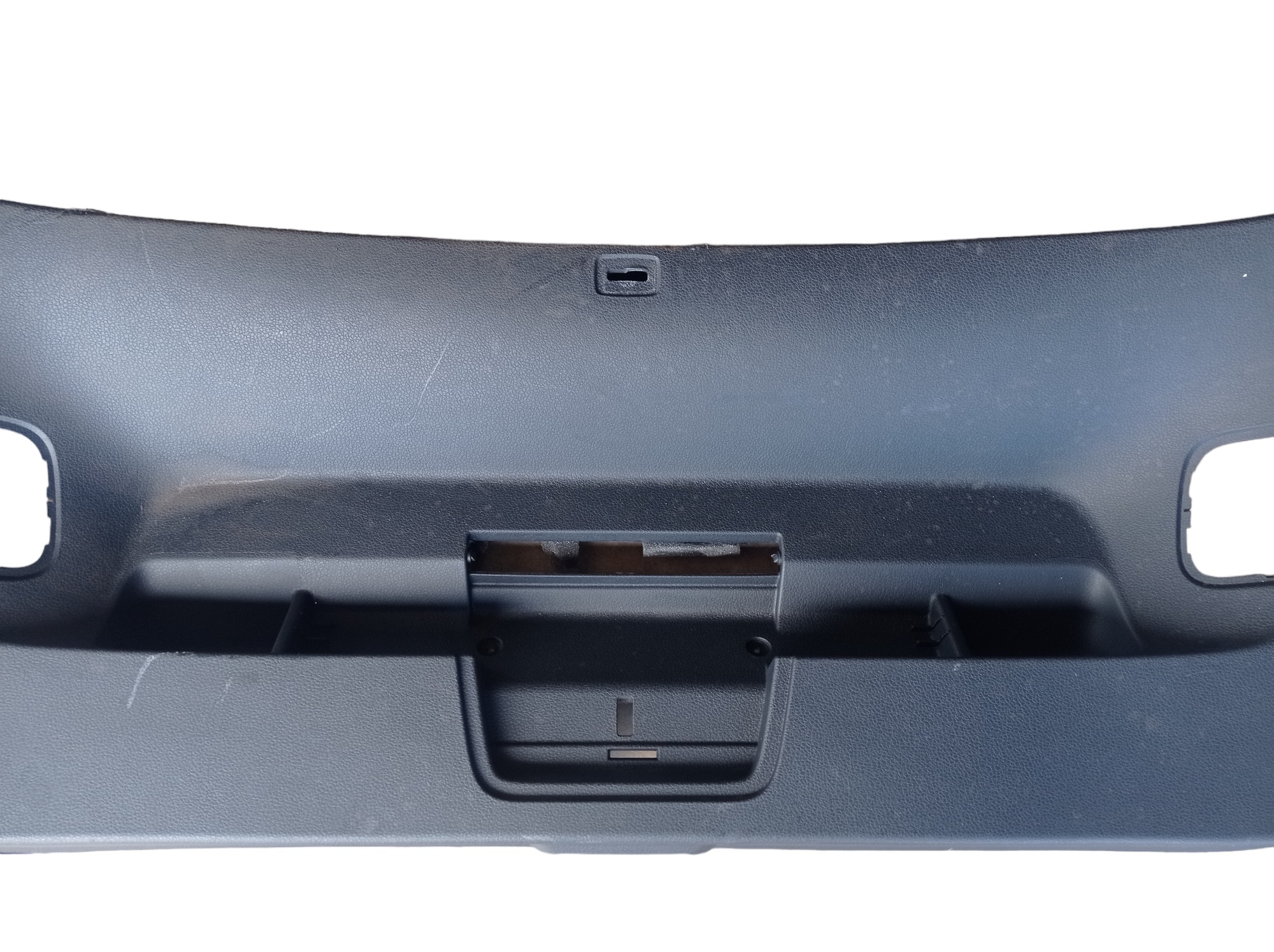 Acabamento Inferior Porta Mala Vw Golf Gti 2019 V563 2