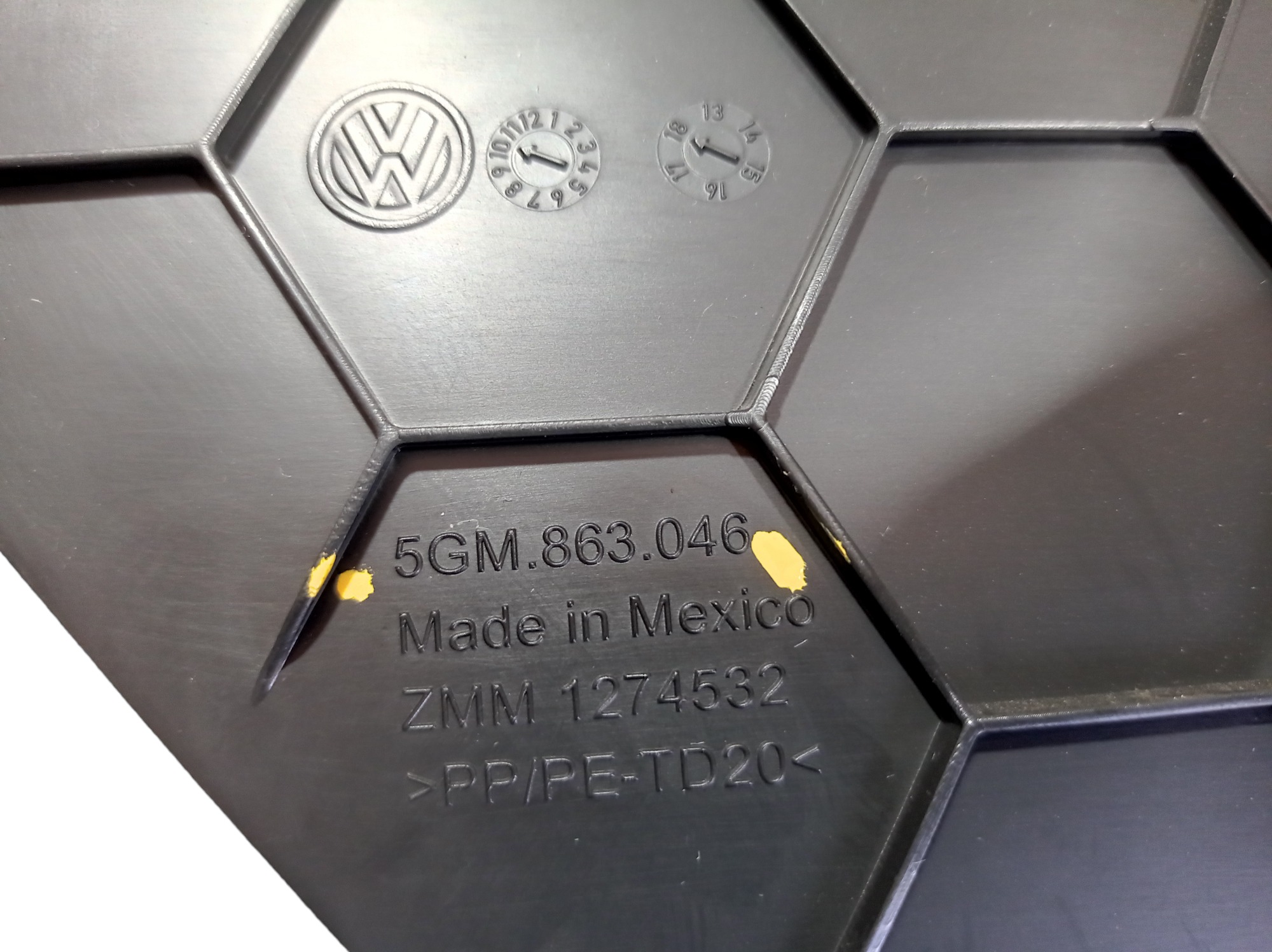 Acabamento Direito Console Vw Golf Gti 2019 5gm863046 V563 7