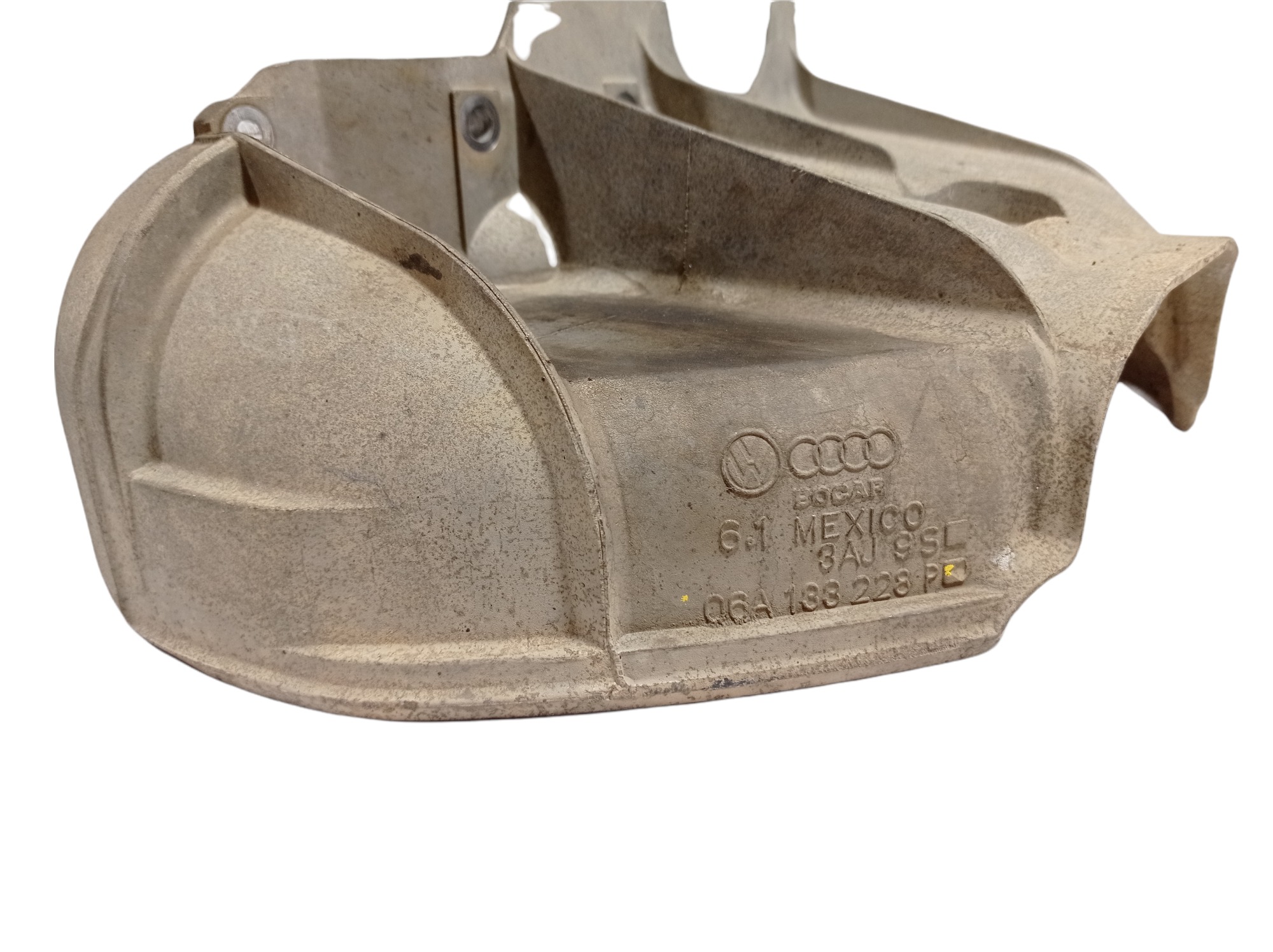 Defletor Coletor Escapamento Vw Golf Sport Line 2.0 V317 5