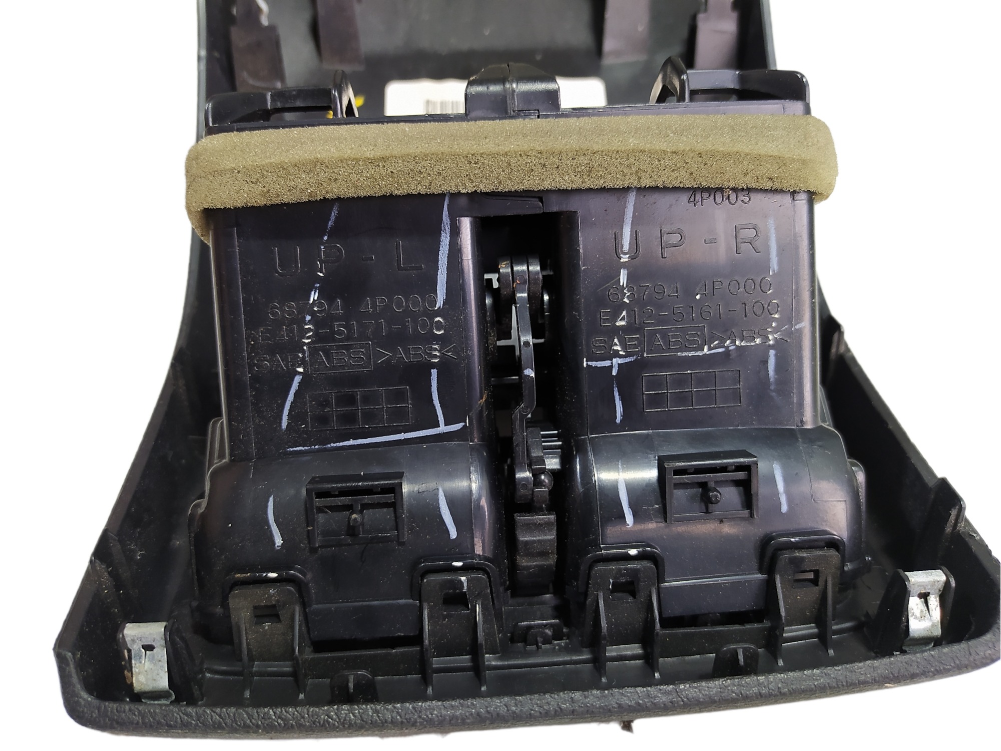 Acabamento Difusor Ar Traseiro Nissan Altima 2.5 2014 V465 9