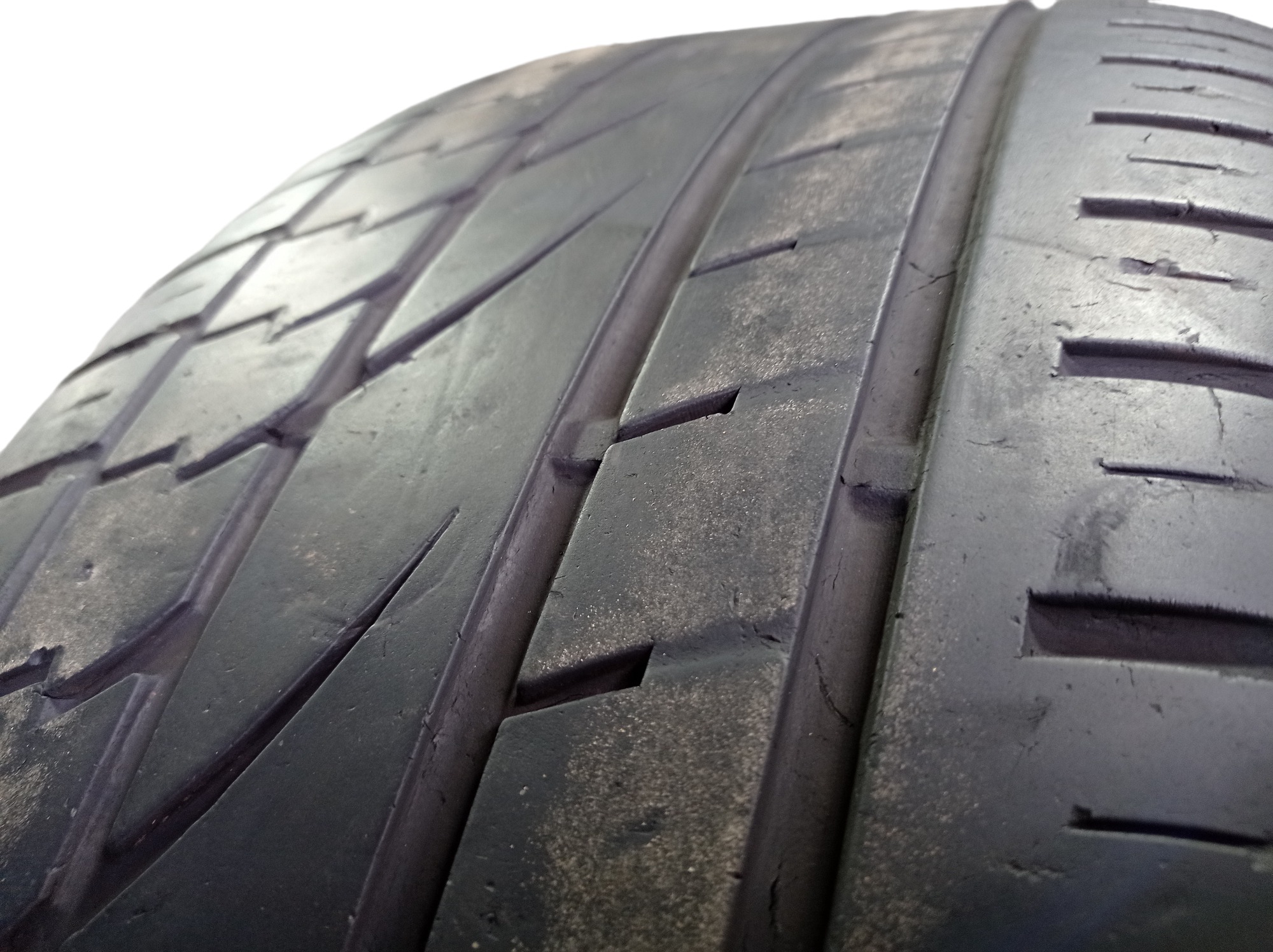 Pneu Aro 20 Continental Cross Contact 265/50 R20 9