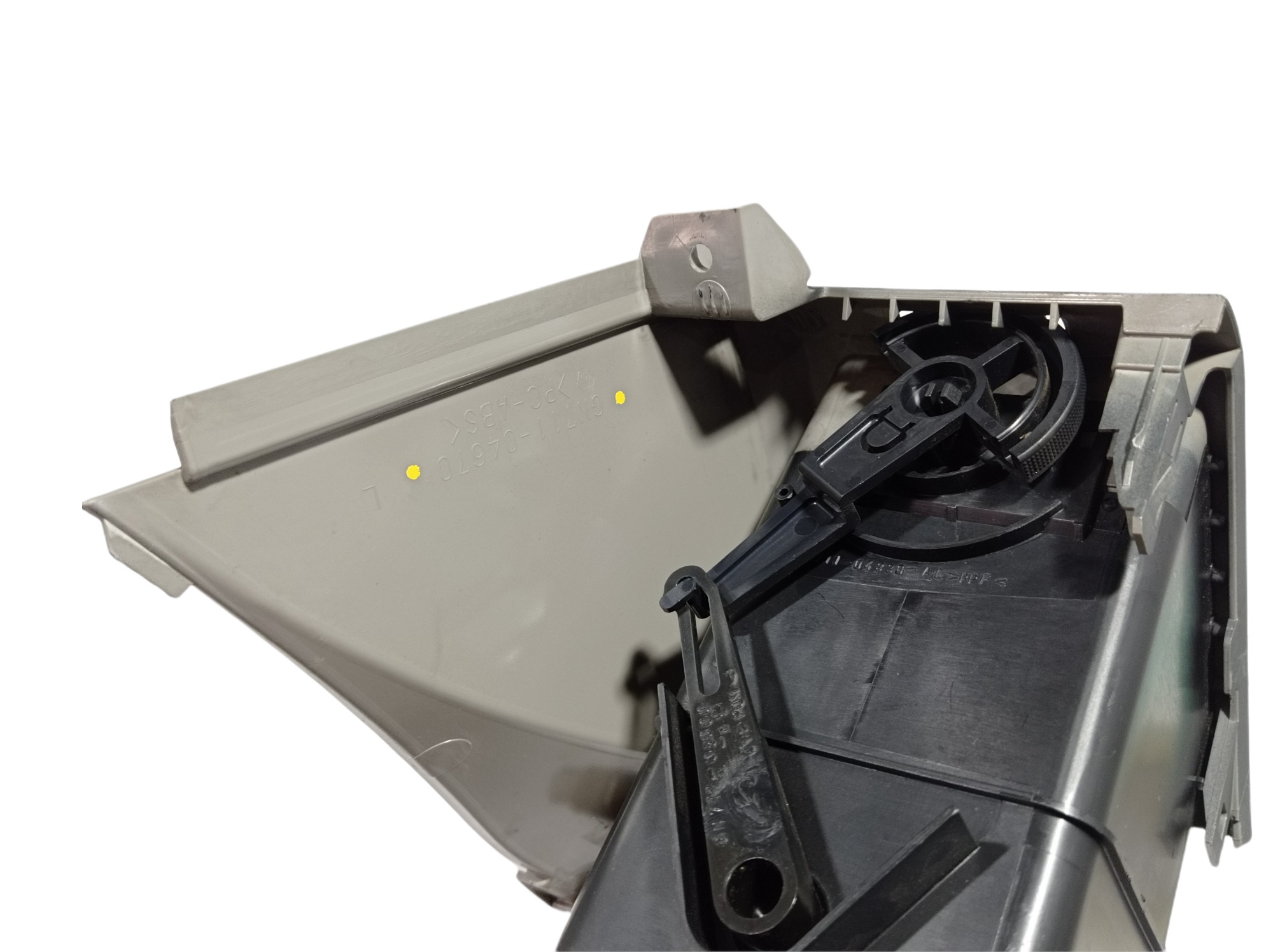 Difusor De Ar Esquerdo Mitsubishi Grandis 2005 V28 3