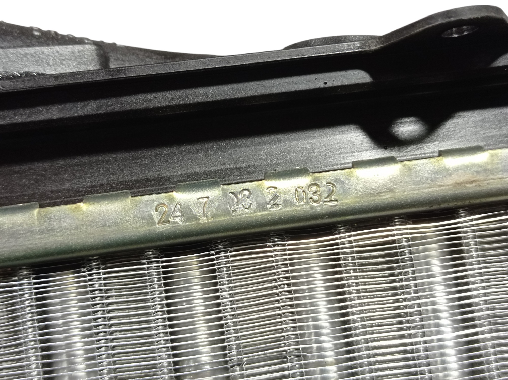 Radiador Ar Quente Peugeot 2008 2017 T1013219a V437 8