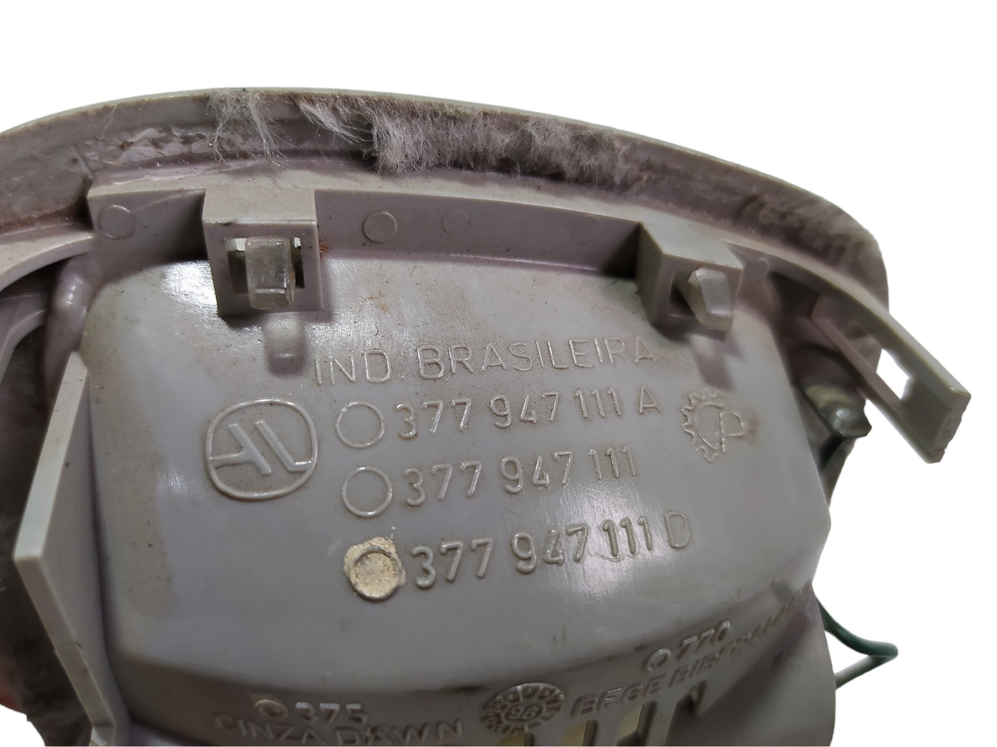 Luz Cortesia Dianteira Vw Gol 377947111a 1995 A 1999 Vl 7
