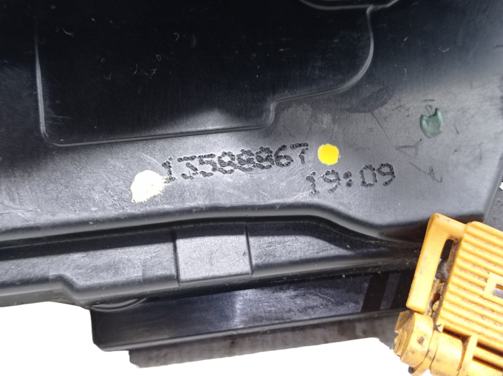 Fechadura Traseira Direita  Onix Prisma 2014 13588867 V248 8