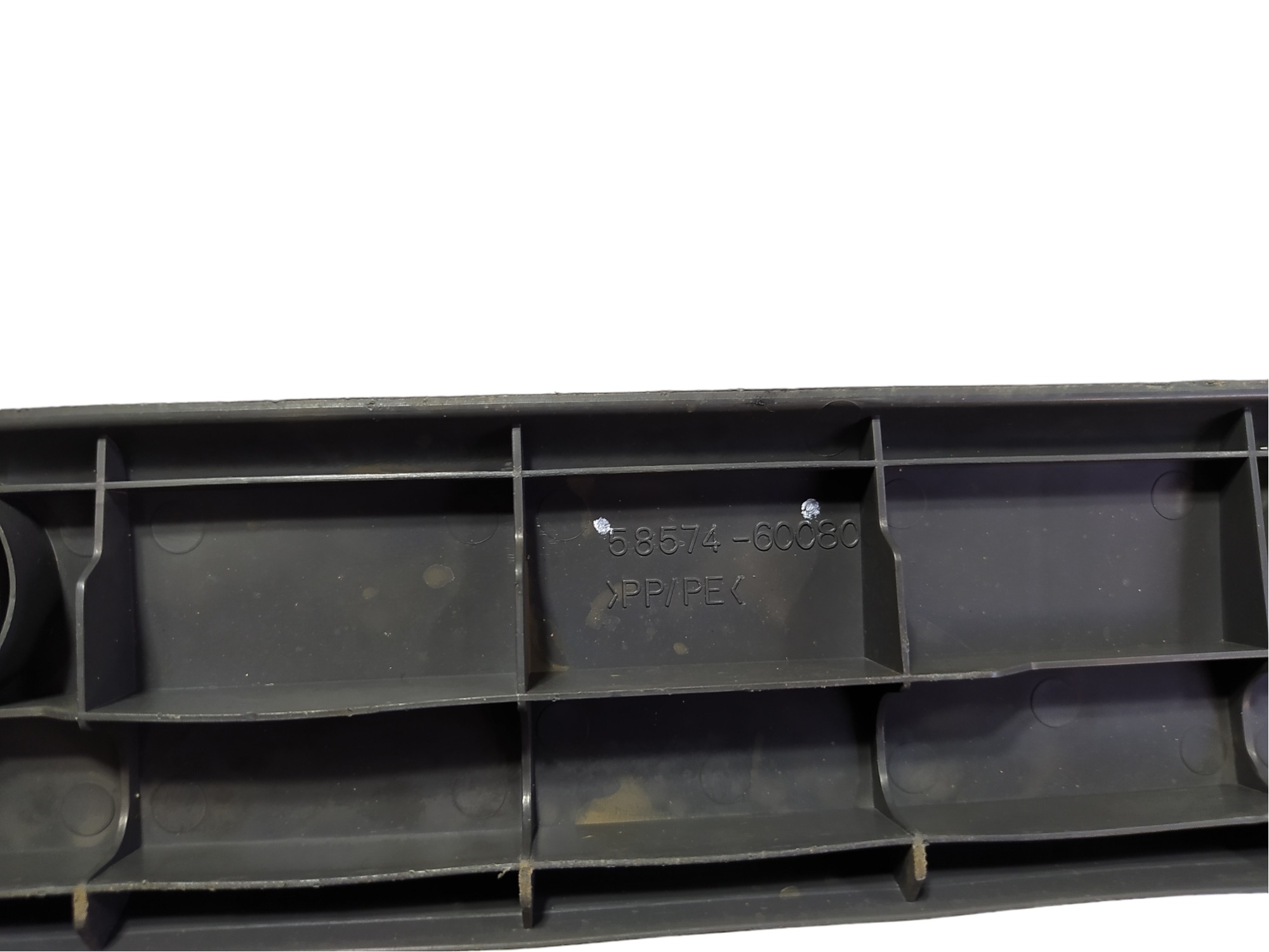 Soleira Porta Mala Toyota Land Cruiser Prado 2004 V552 9