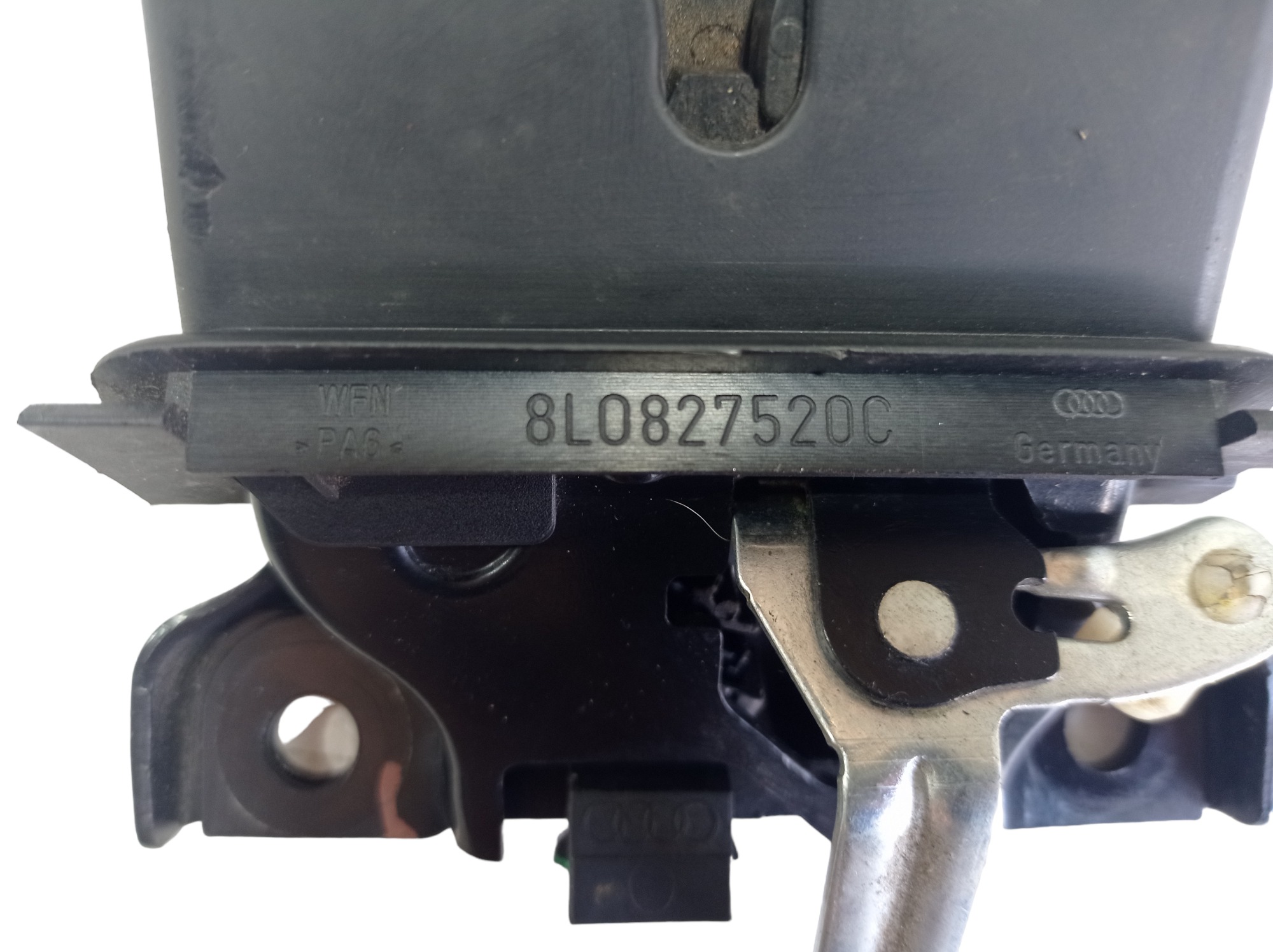 Fechadura Tampa Traseira Audi A3 2000 8d9827565h V109 2