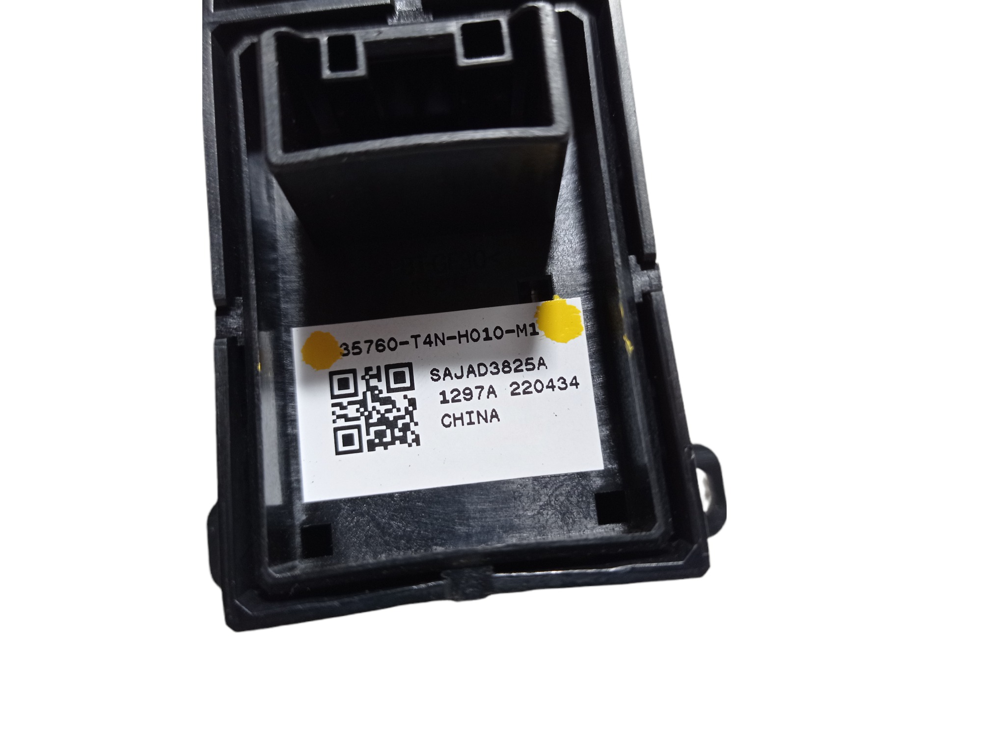 Botao Vidro Traseiro Esquerdo Honda City 2016 35760t4nh010m1 4