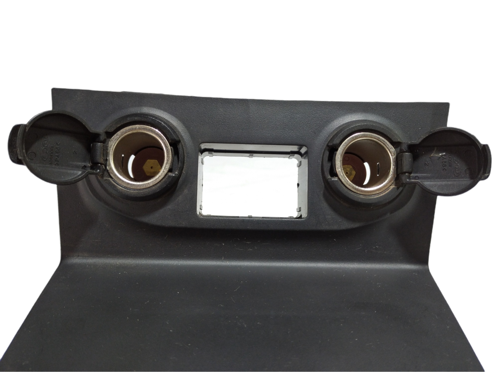 Acabamento Central Usb Painel Hyundai Creta 2.0 2019 V436 3