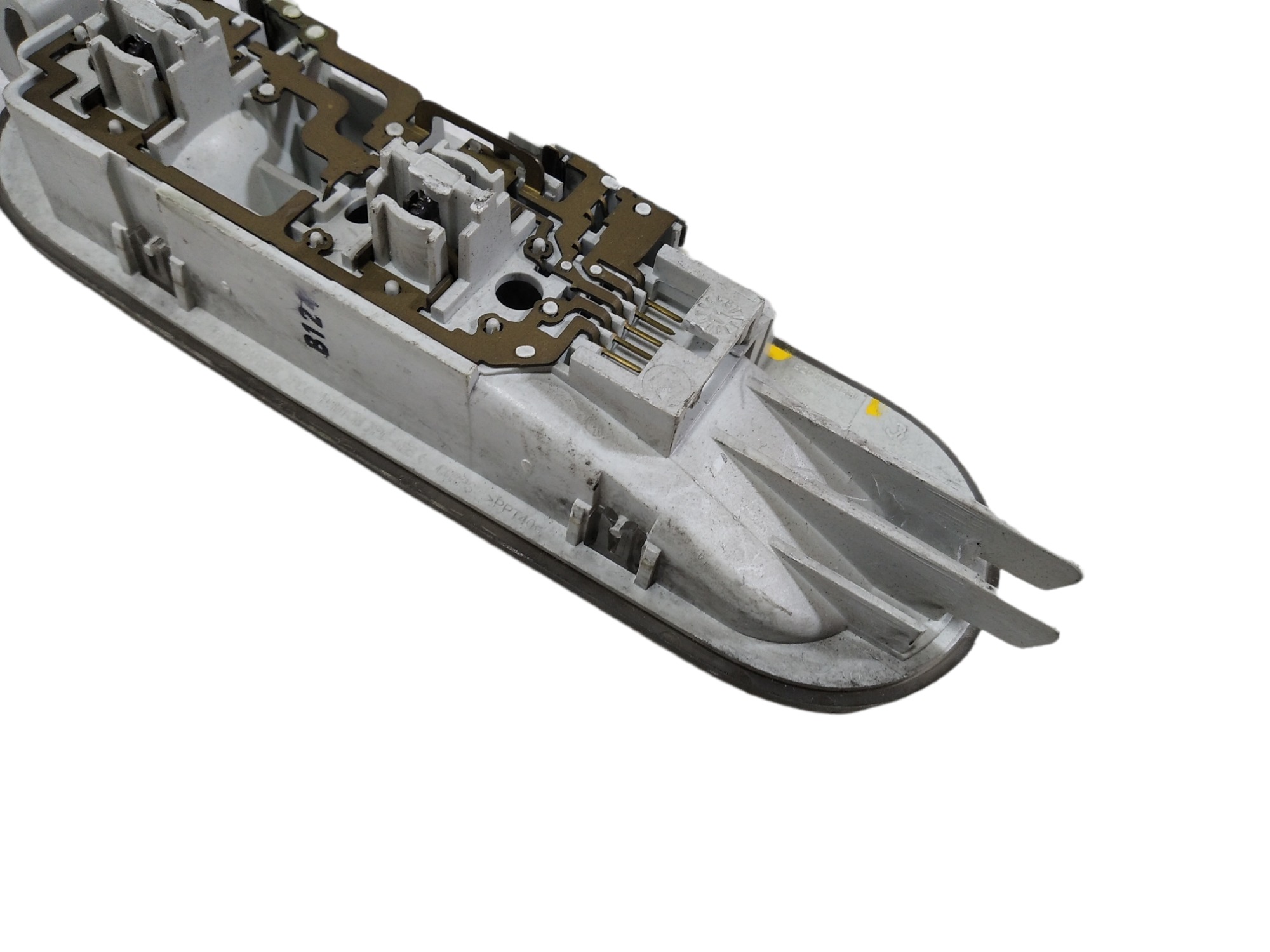 Luz Cortesia Renault Logan 2012 V208 8200073231 6