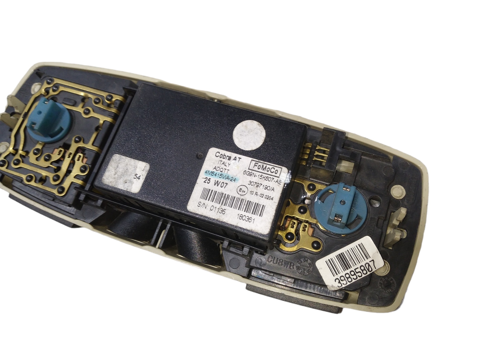 Luz Cortesia Volvo Xc70 2007 V64 6g9n15k607ae 6