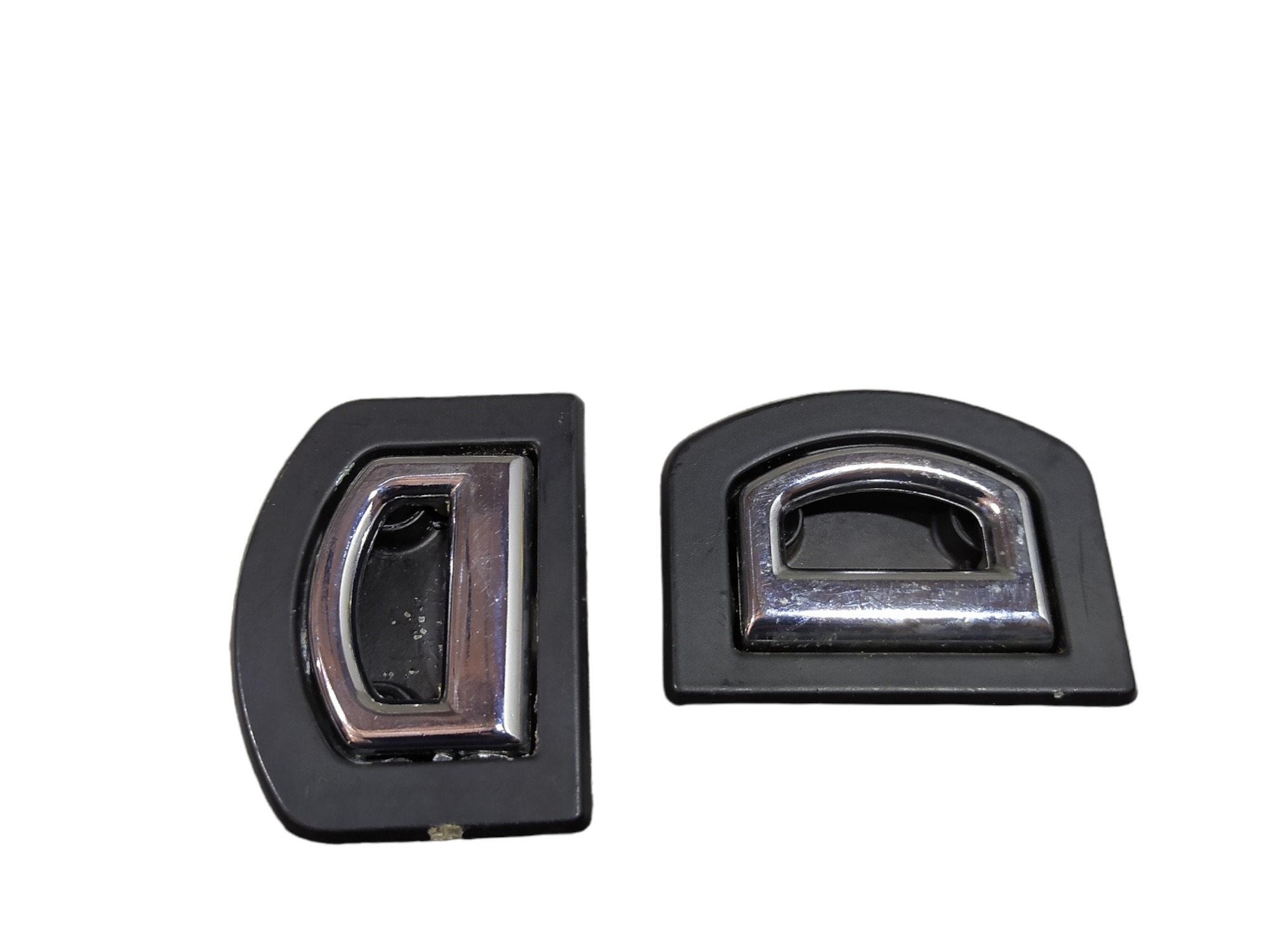 Trava Bagagem Porta Malas Vw Golf 2.0 2001 1j0864203b V454 3