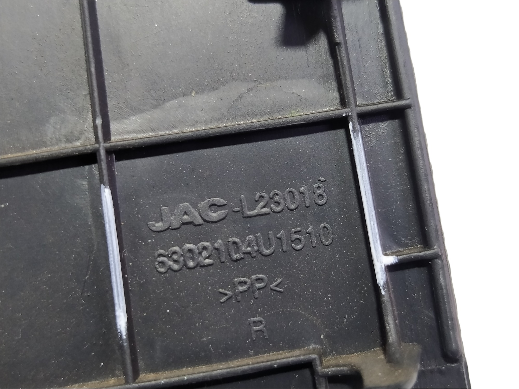Acabamento Lanterna Tampa Traseira Jac T6 2.0 16v 2016 V475 8