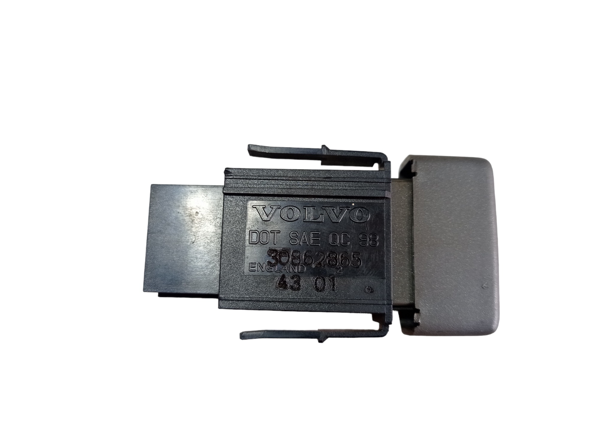 Botao Pisca Alerta Volvo V40 S40 2001 30862865 9