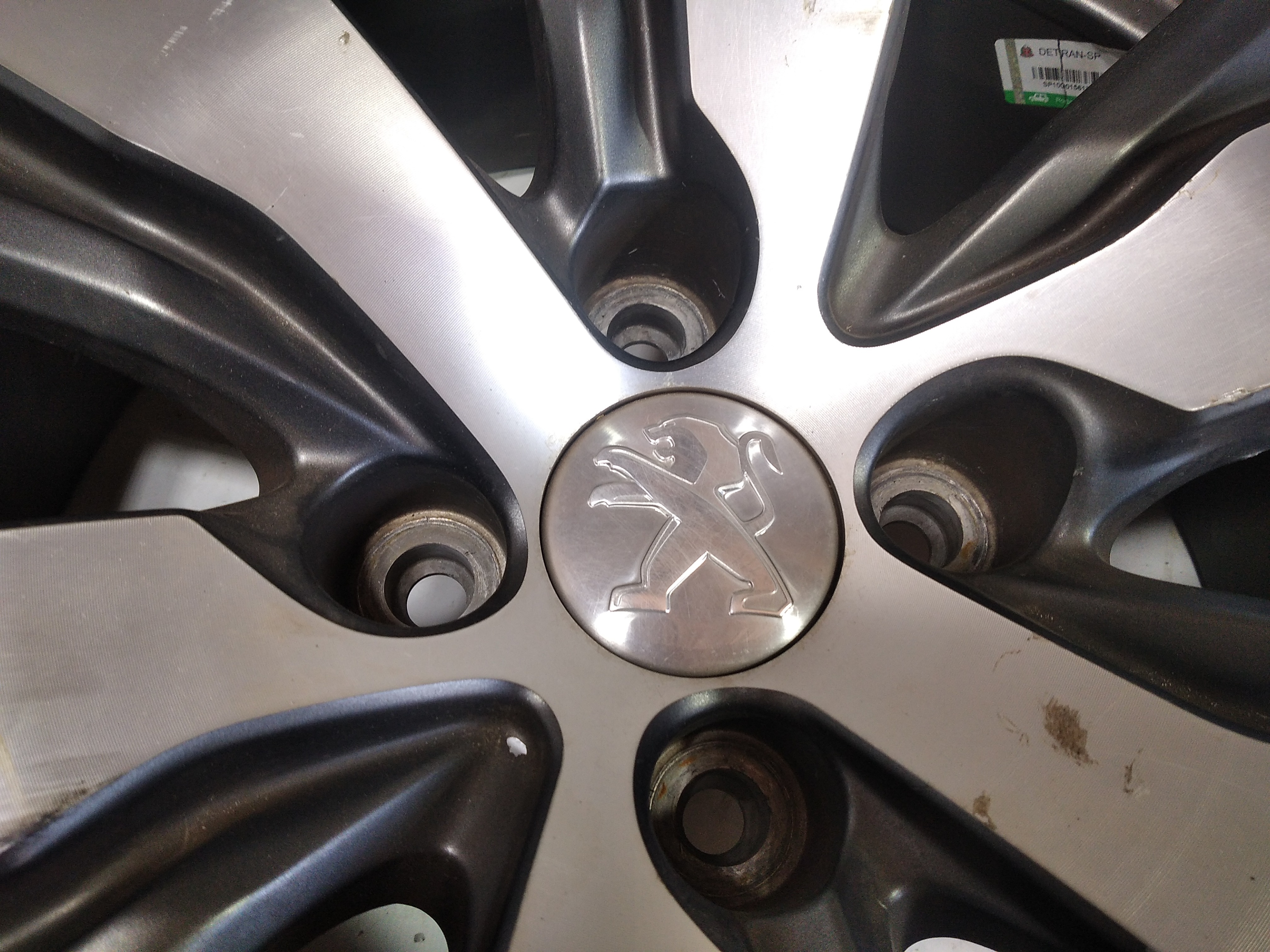Roda Aro 16 Peugeot 2008 2017 9804513277 V437 2