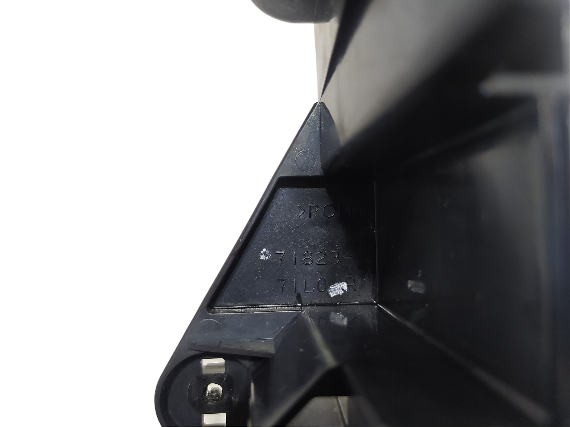 Suporte Direito Parachoque Traseiro Suzuki Swift 2015 V550 8