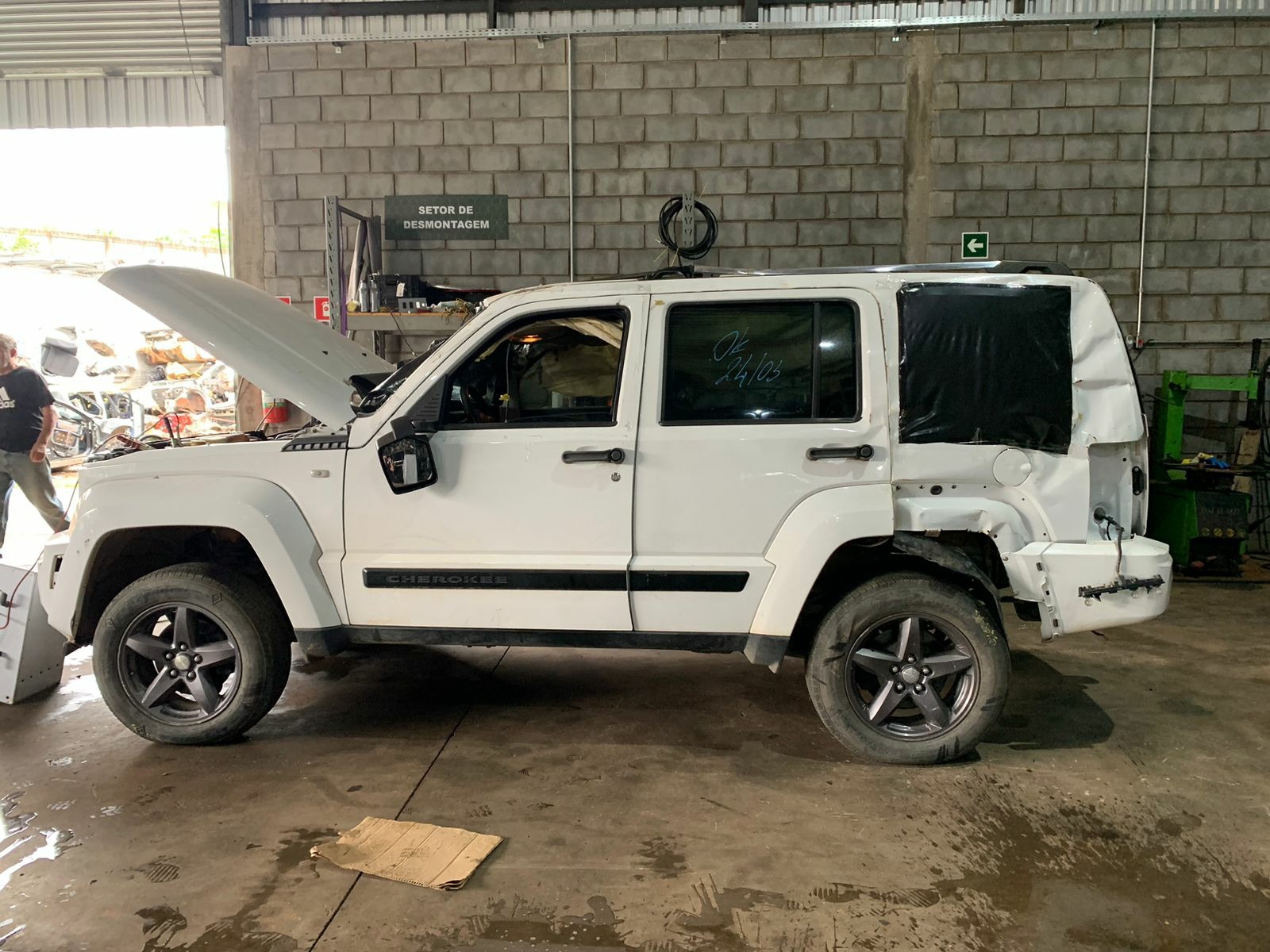 Jeep Cherokee limited 3.7 v6 2012 v561 informações gerais 6