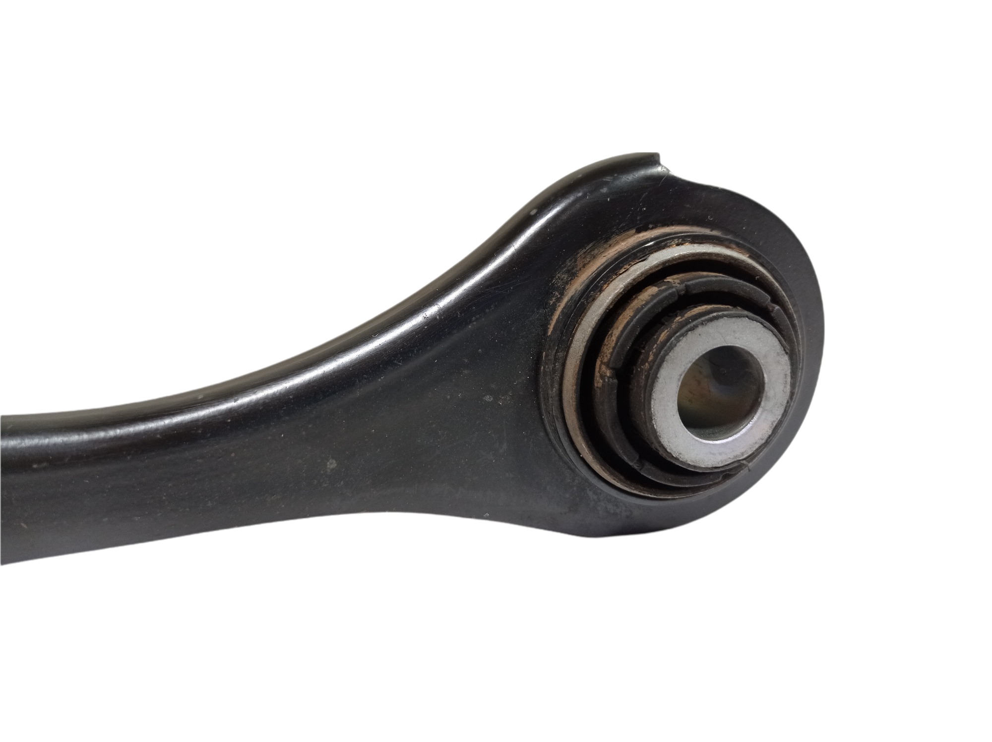 Braço Inferior Esquerdo Traseira Vw Jetta V260 6