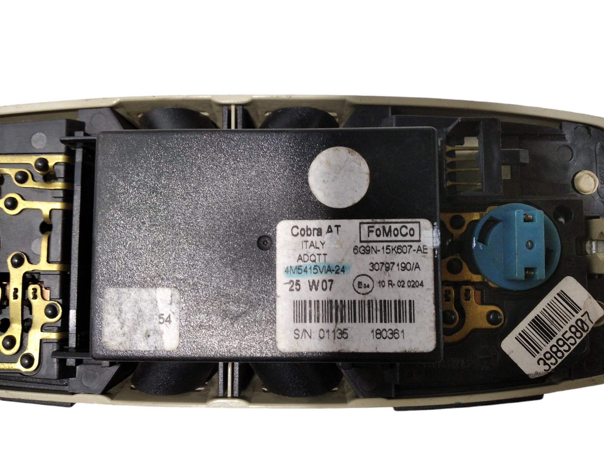 Luz Cortesia Volvo Xc70 2007 V64 6g9n15k607ae 8