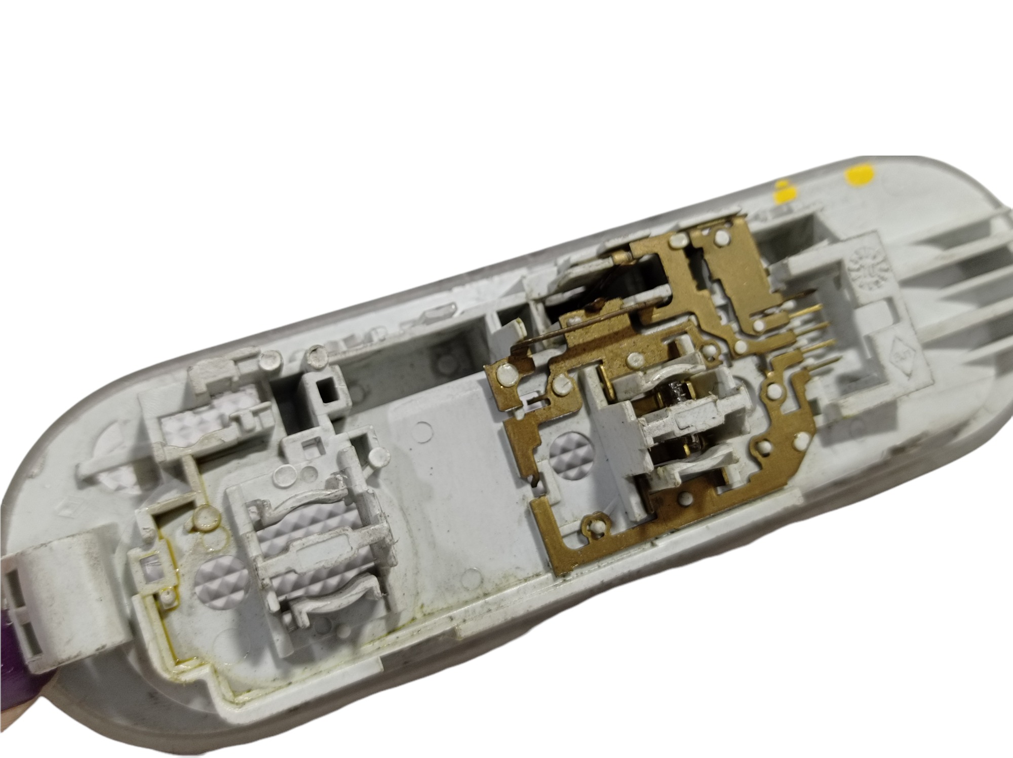 Luz Cortesia Interna Central Nissan Grand Livina 2012 V137 5