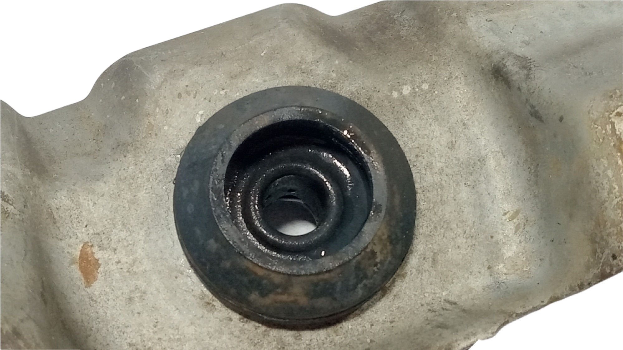 Suporte Radiador Inferior Subaru Legacy Outback 2.5 2002 2