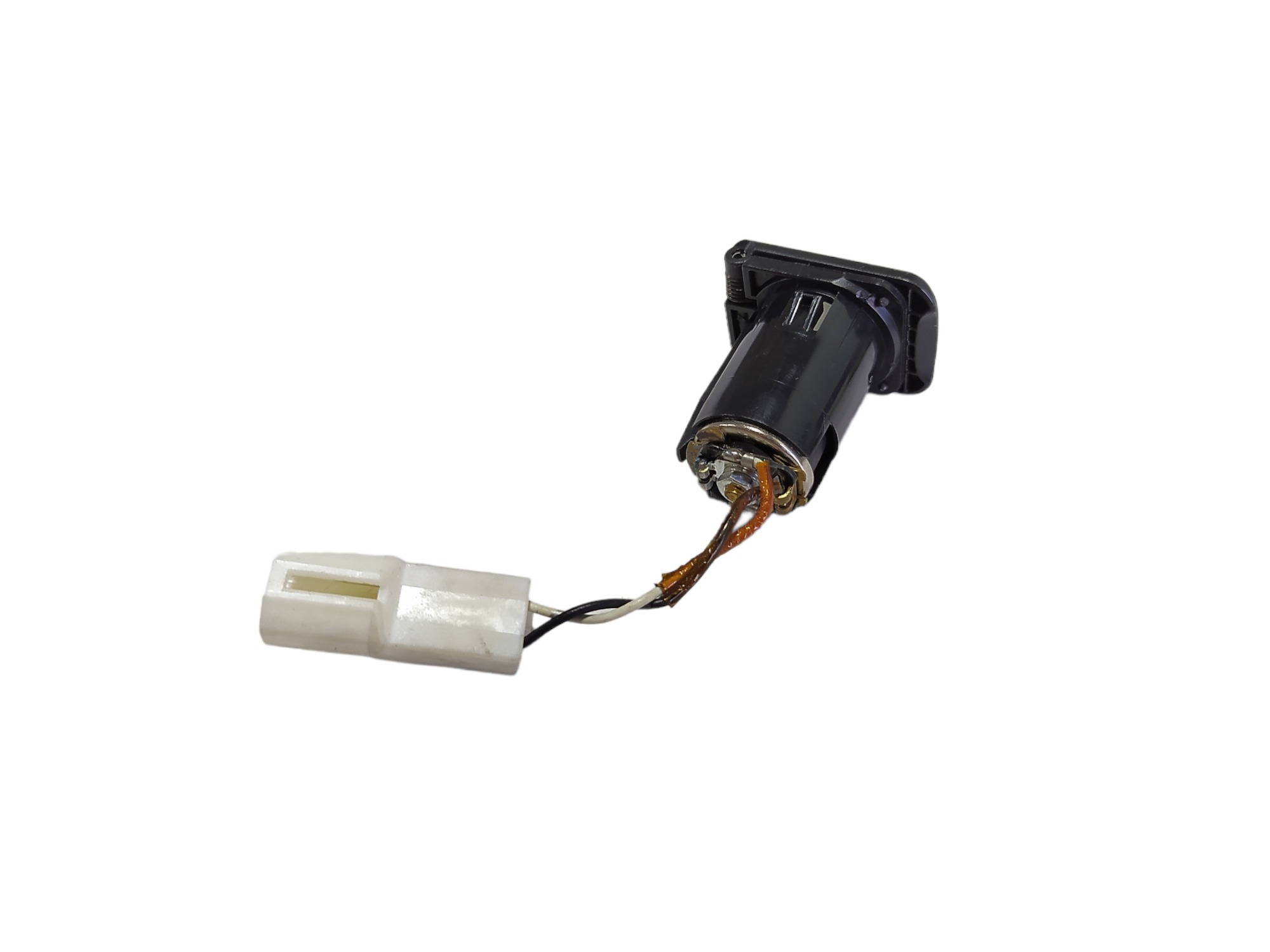 Tomada 12v Lexus Is300 3.0 V6 2012 V545