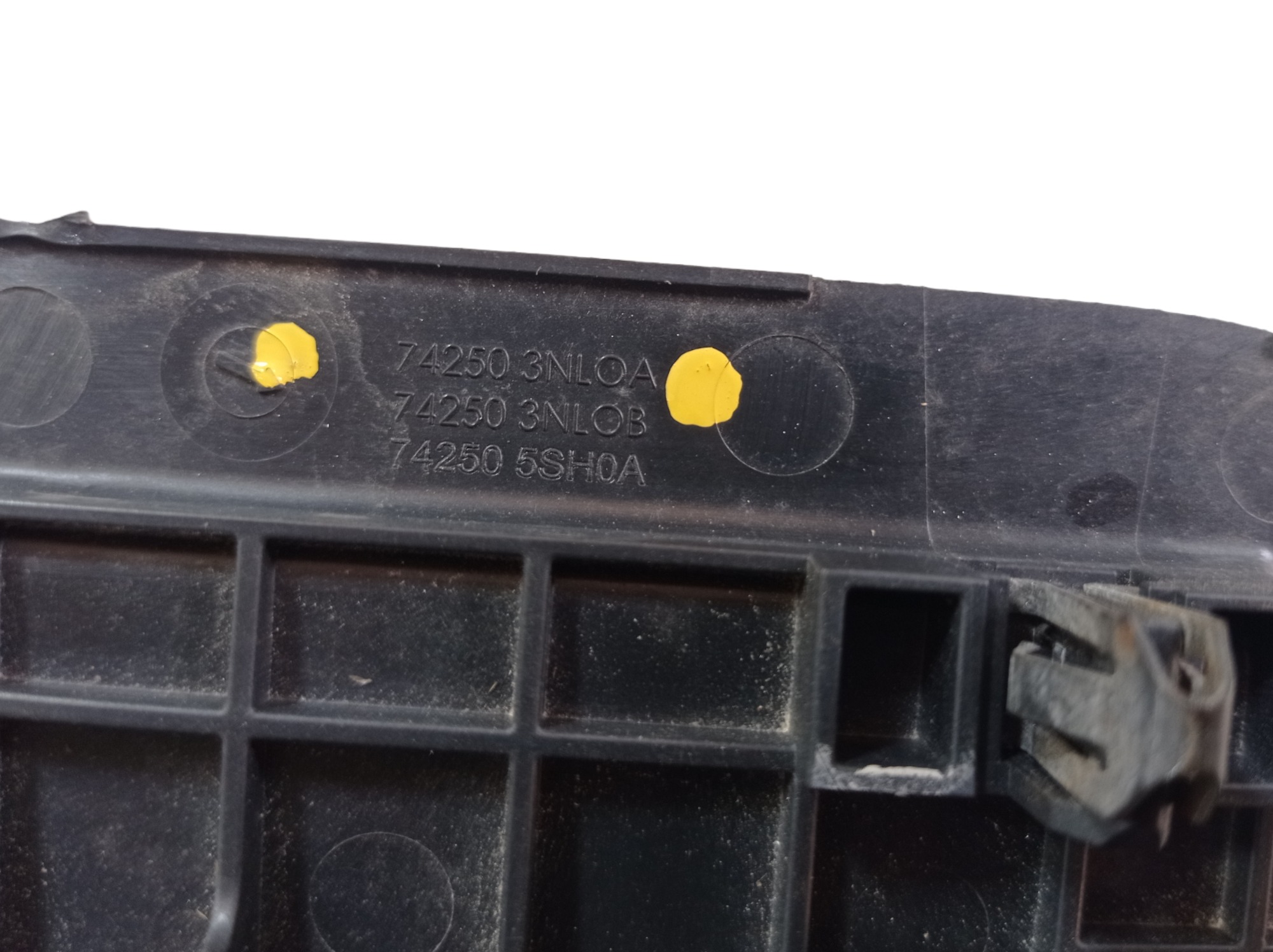 Tampa Furo Carburador Nissan Leaf 2019 742503nl0a V488 2