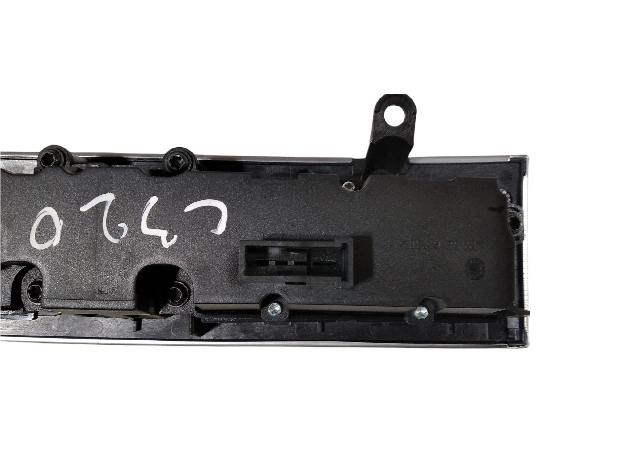 Botão Pisca Alerta Trava Mercedes C200 C320 2005 V21 8