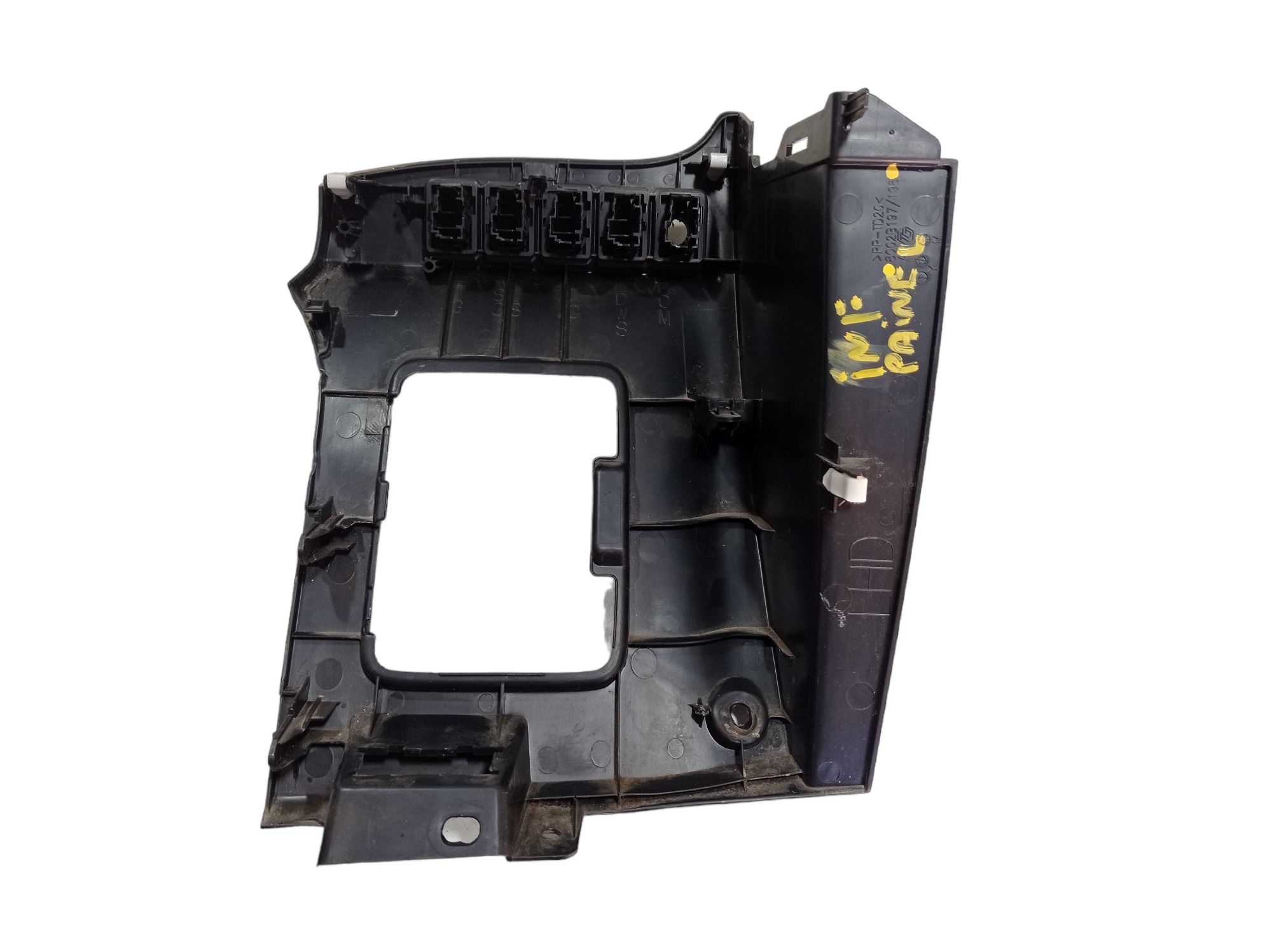 Moldura Inferior Do Painel Outlander 2014 V551 4