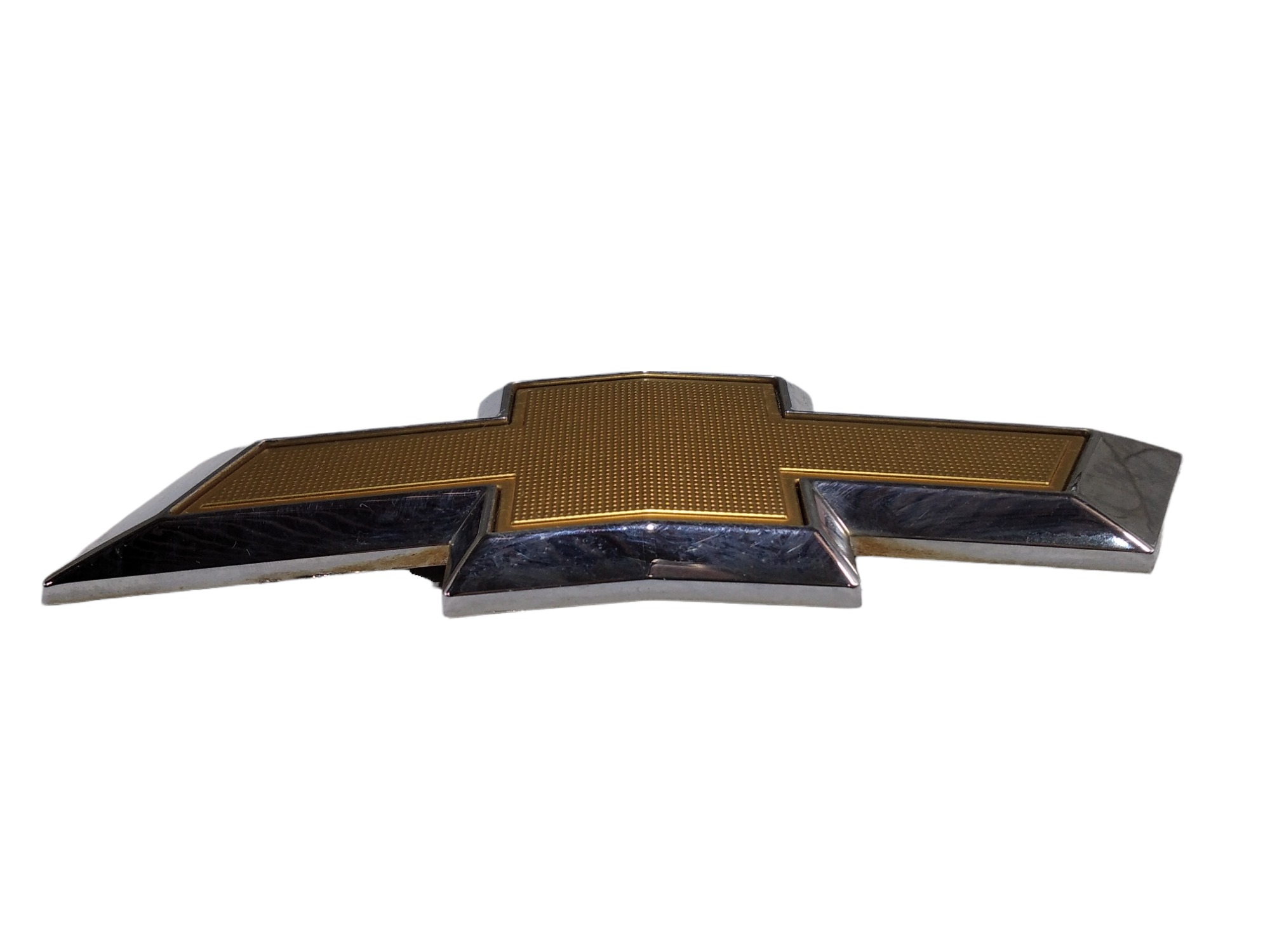 Emblema Tampa Traseira Gm Prisma Lt 2019 V338 Dourado / Prata 3