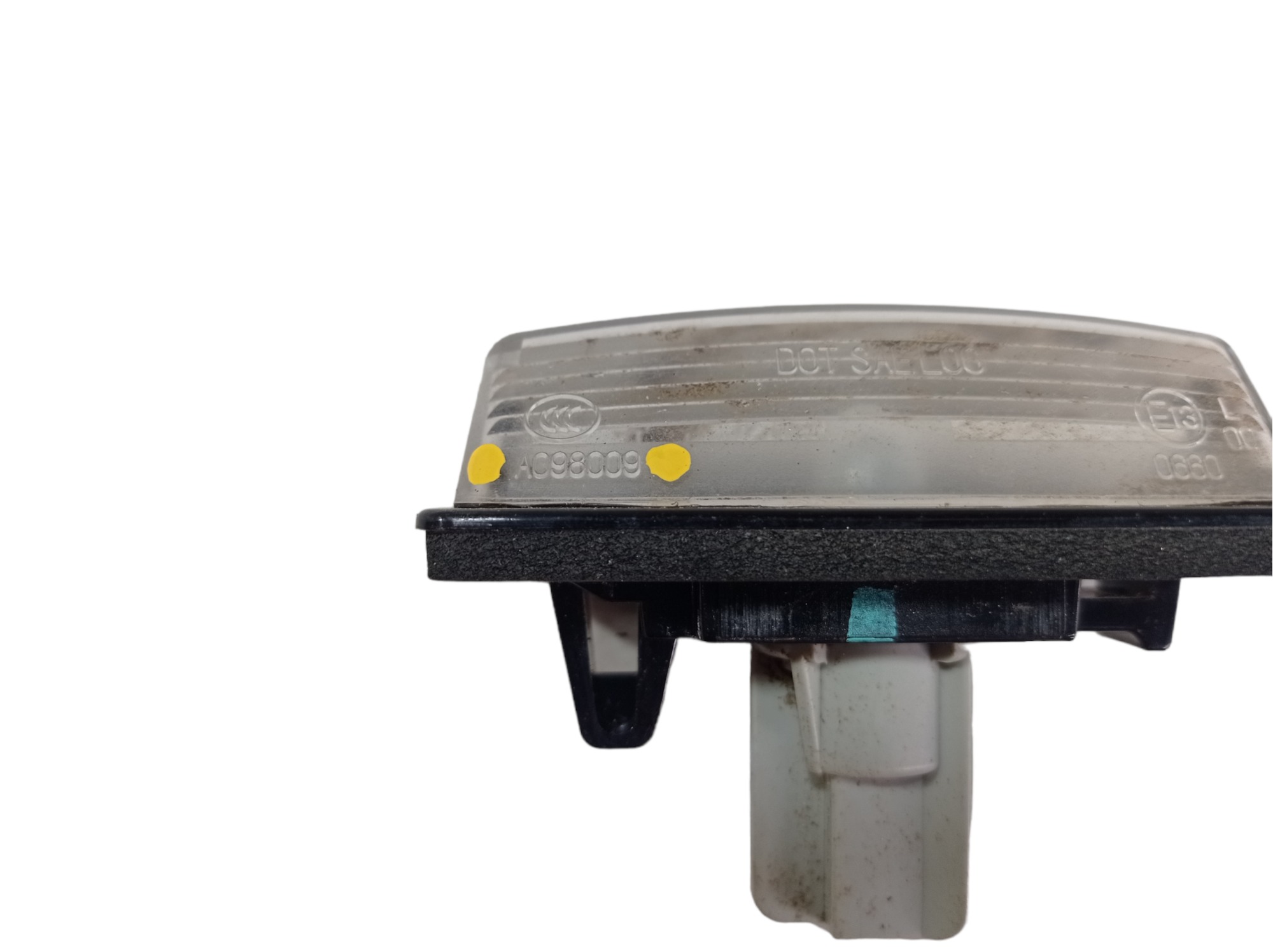 Luz De Placa Nissan Leaf 2019 A098009 V488 7