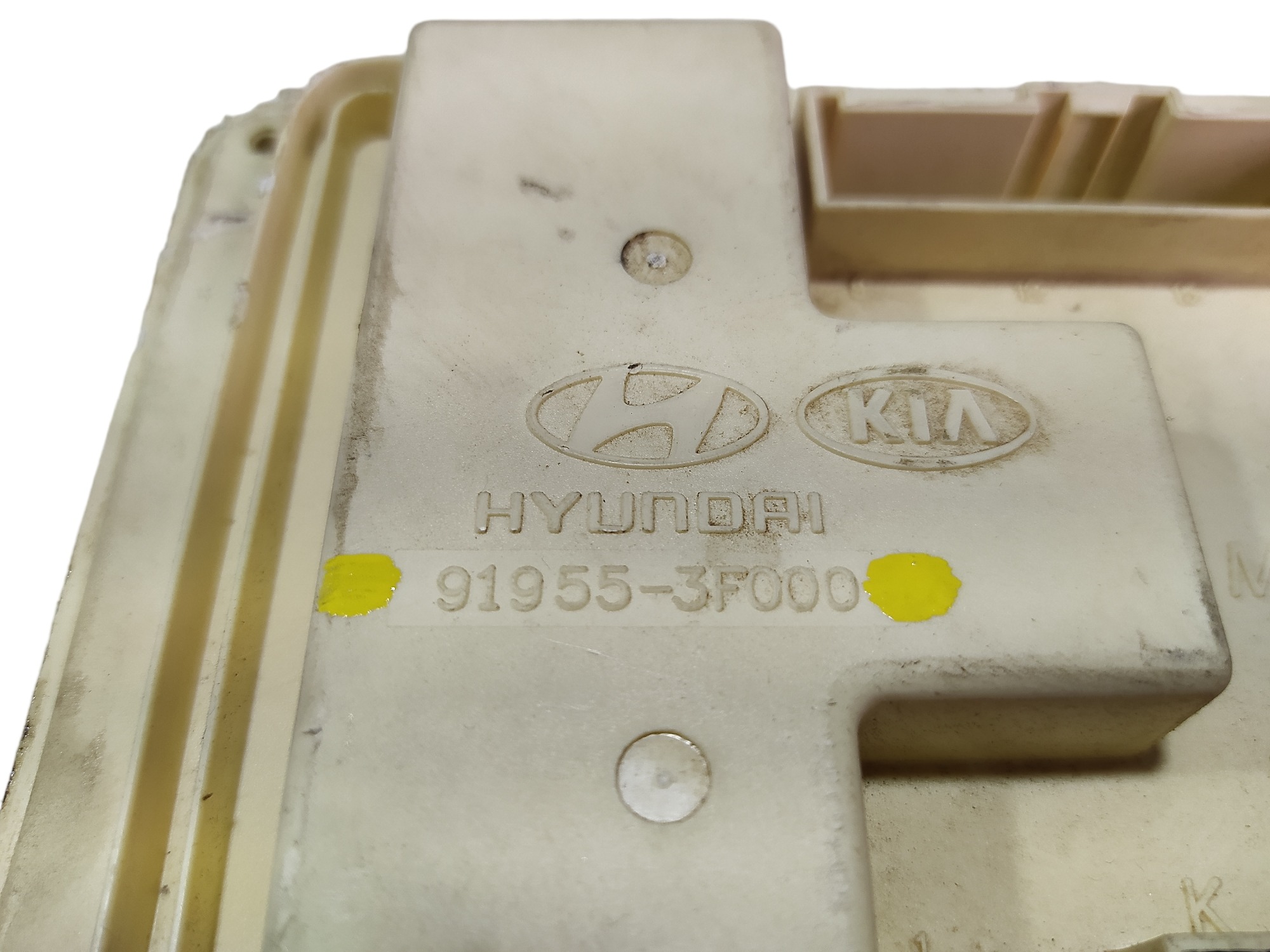 Caixa De Fusível Kia Opirus 3.8 V6 2008 91955-3f000 V581 8