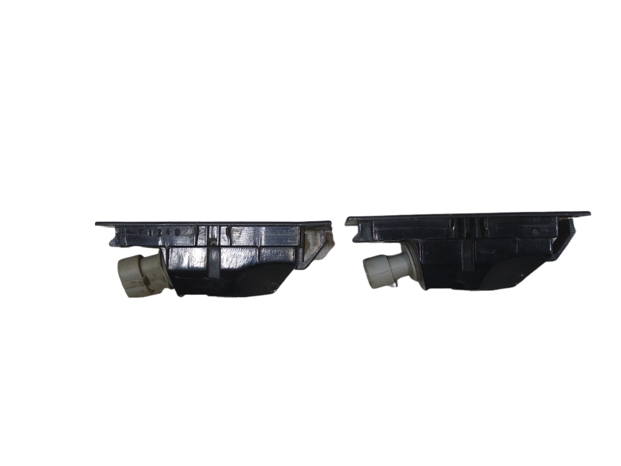 Luz De Placa Fiat Punto Sporting 2015 V344 51793060 4