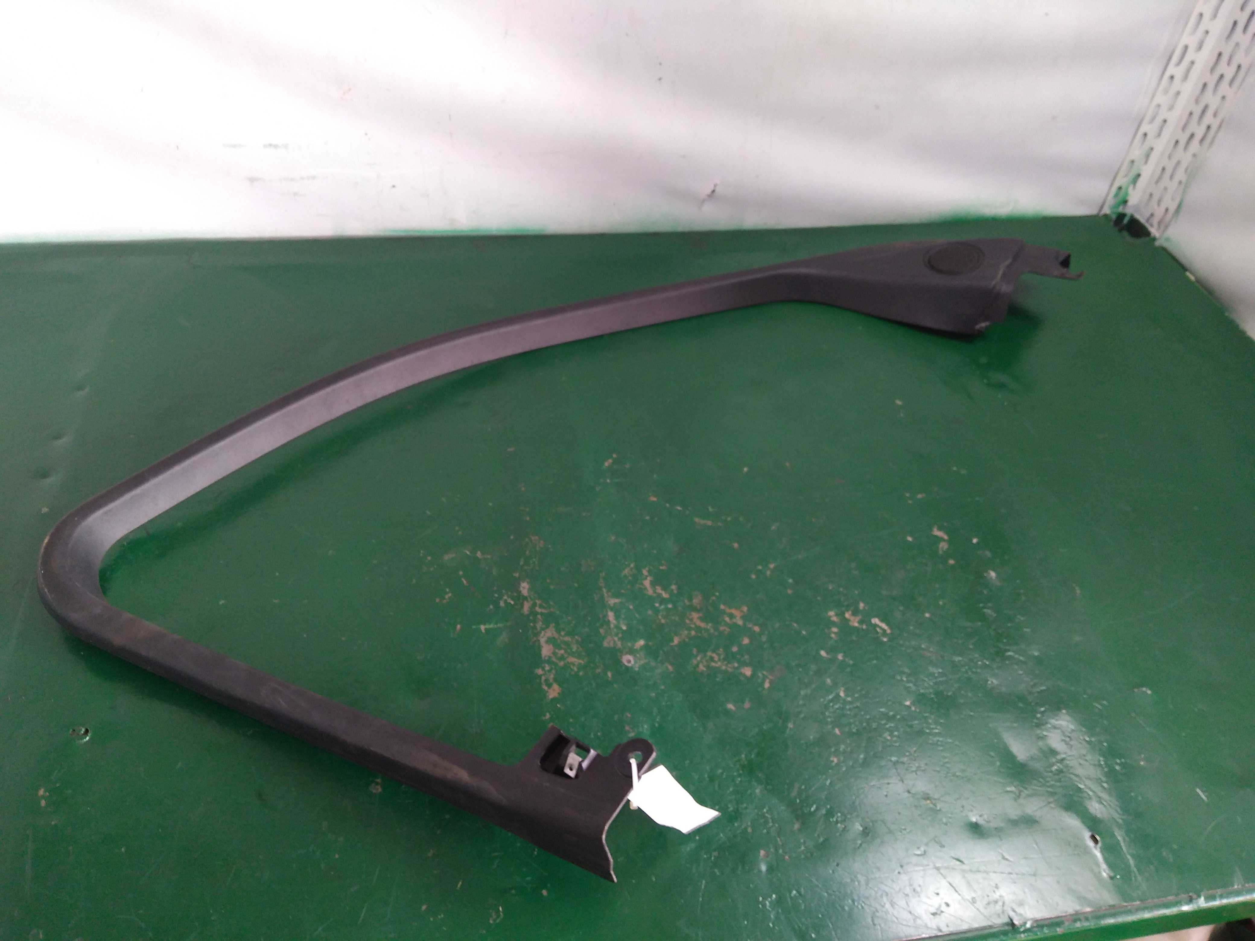 Moldura Arco Porta Dianteira Esquerda Discovery Sport 2018 1