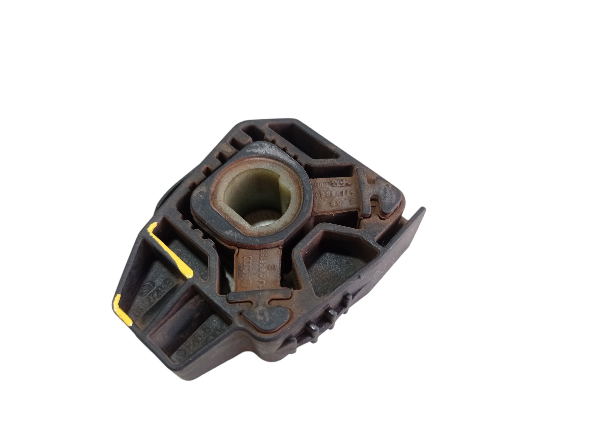 Suporte Direito Radiador Vw Golf Sportline 2008 V584 7