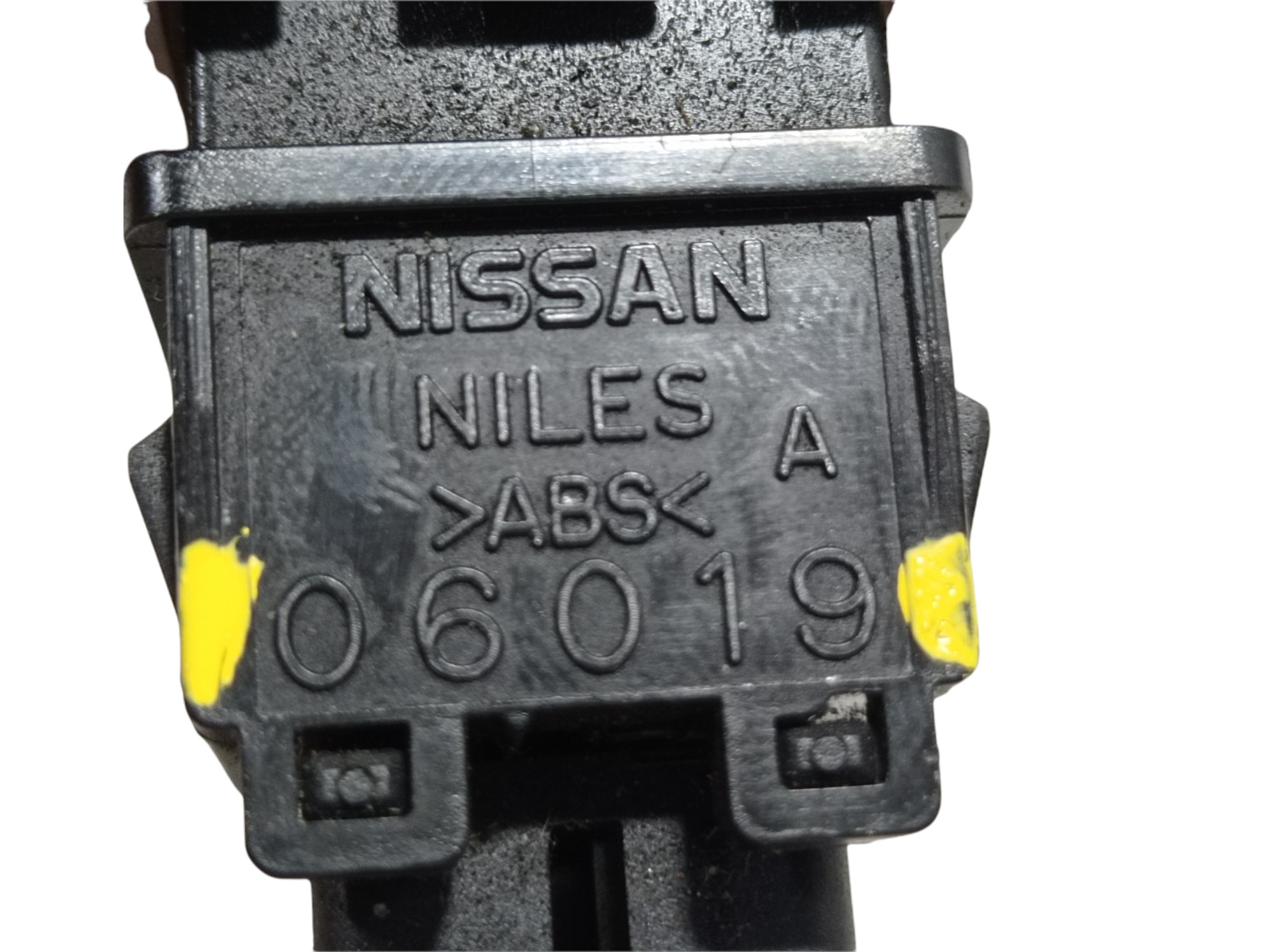 Botão Pisca Alerta Nissan Versa March 06019 V131 8