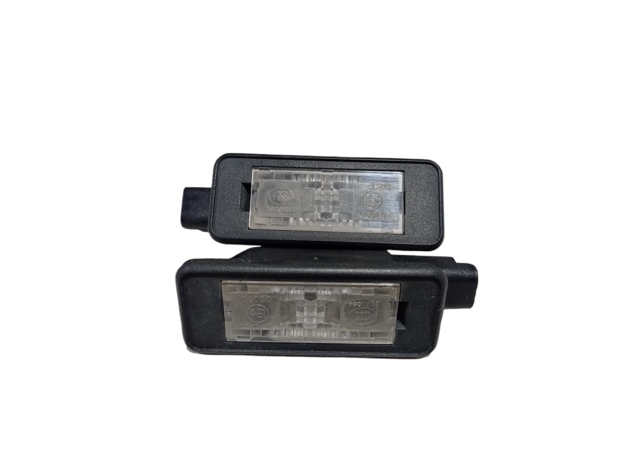 Luz Placa Traseira Peugeot 2008 2017 9682403680 V437 3