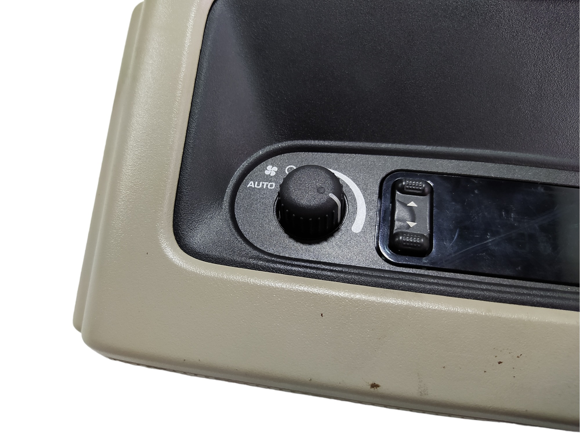 Comando Ar Condicionado Traseiro Grand Caravan 2006 V487 4