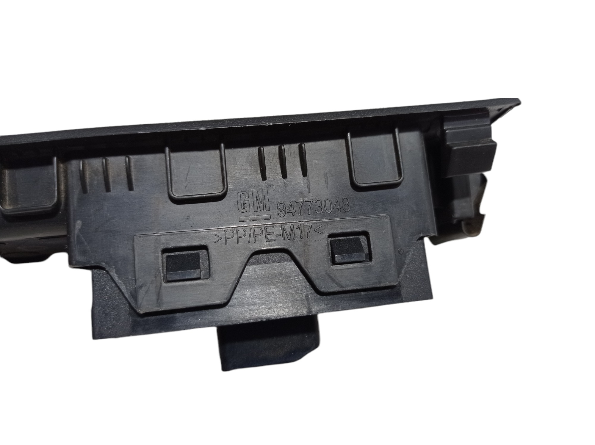 Botão Vidro Traseiro Direito Gm Onix 2018 V324 22915110 4